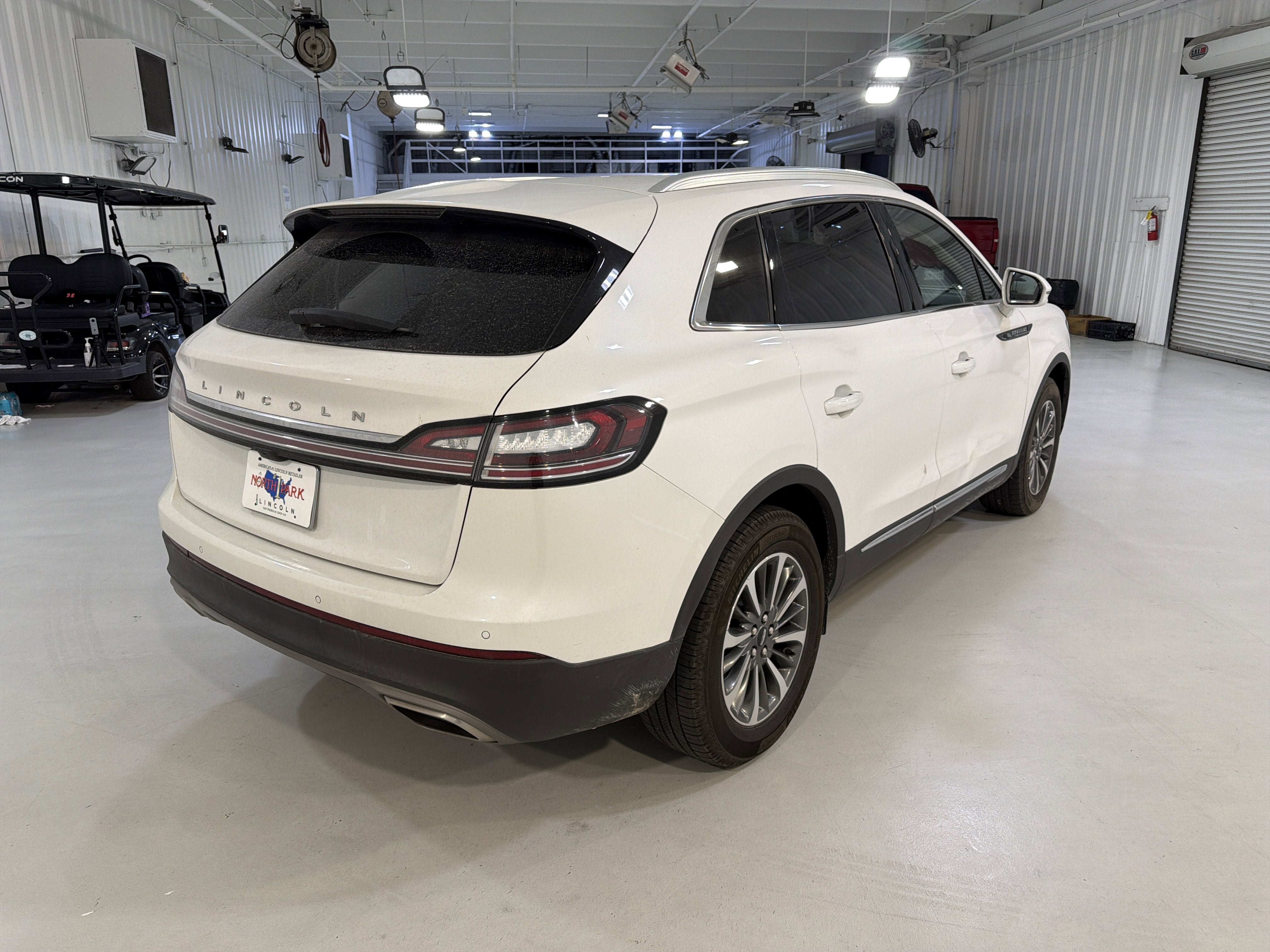 2022 Lincoln Nautilus Standard