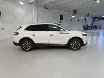 2022 Lincoln Nautilus Standard
