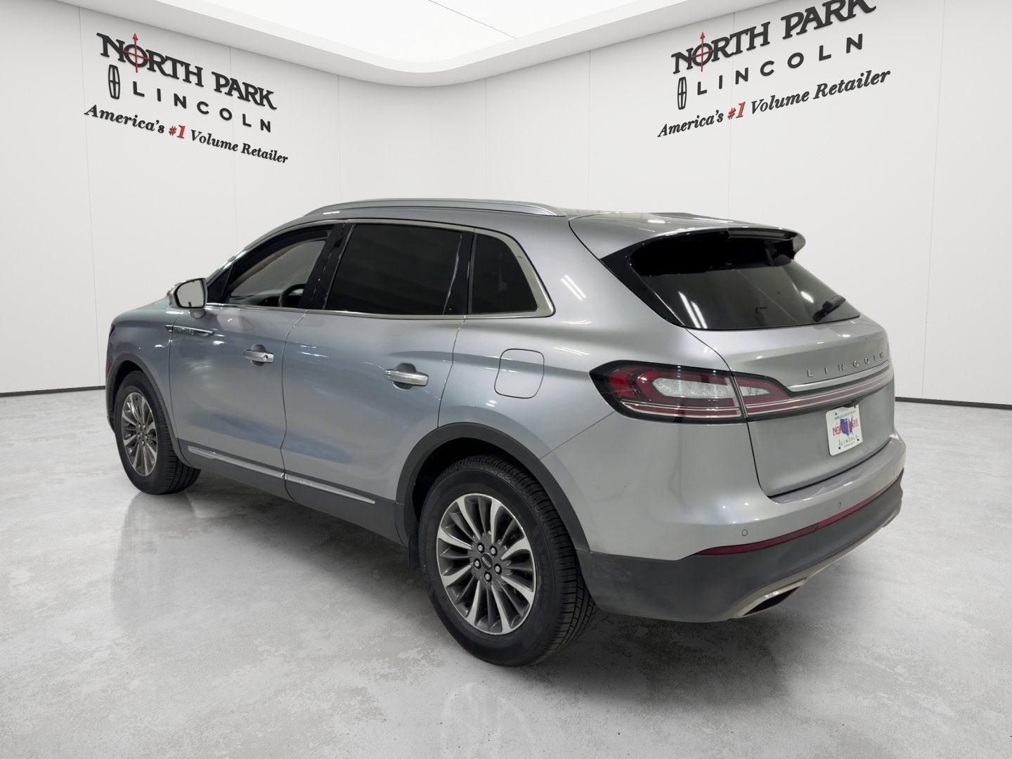 2023 Lincoln Nautilus Standard