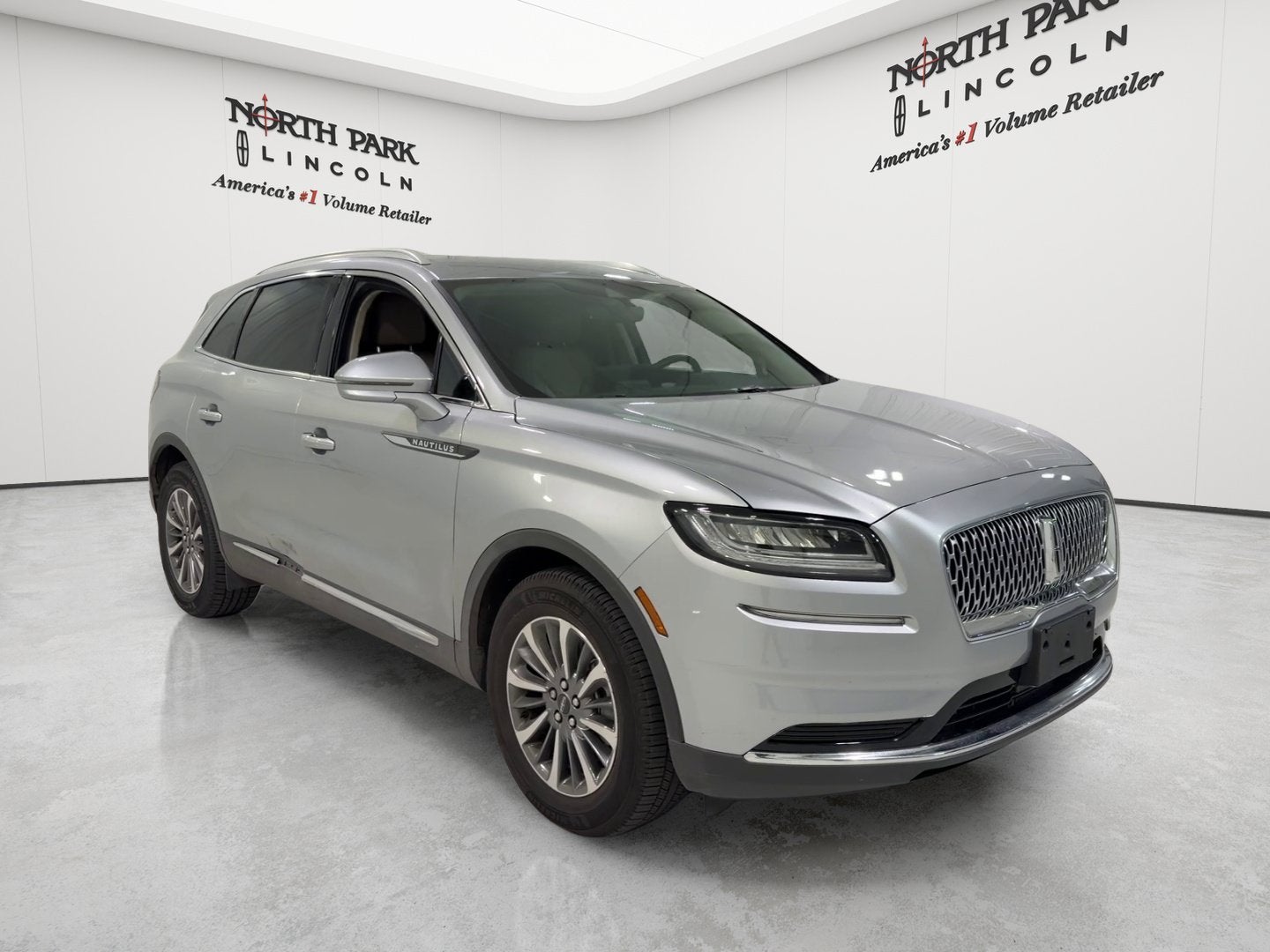 2023 Lincoln Nautilus Standard