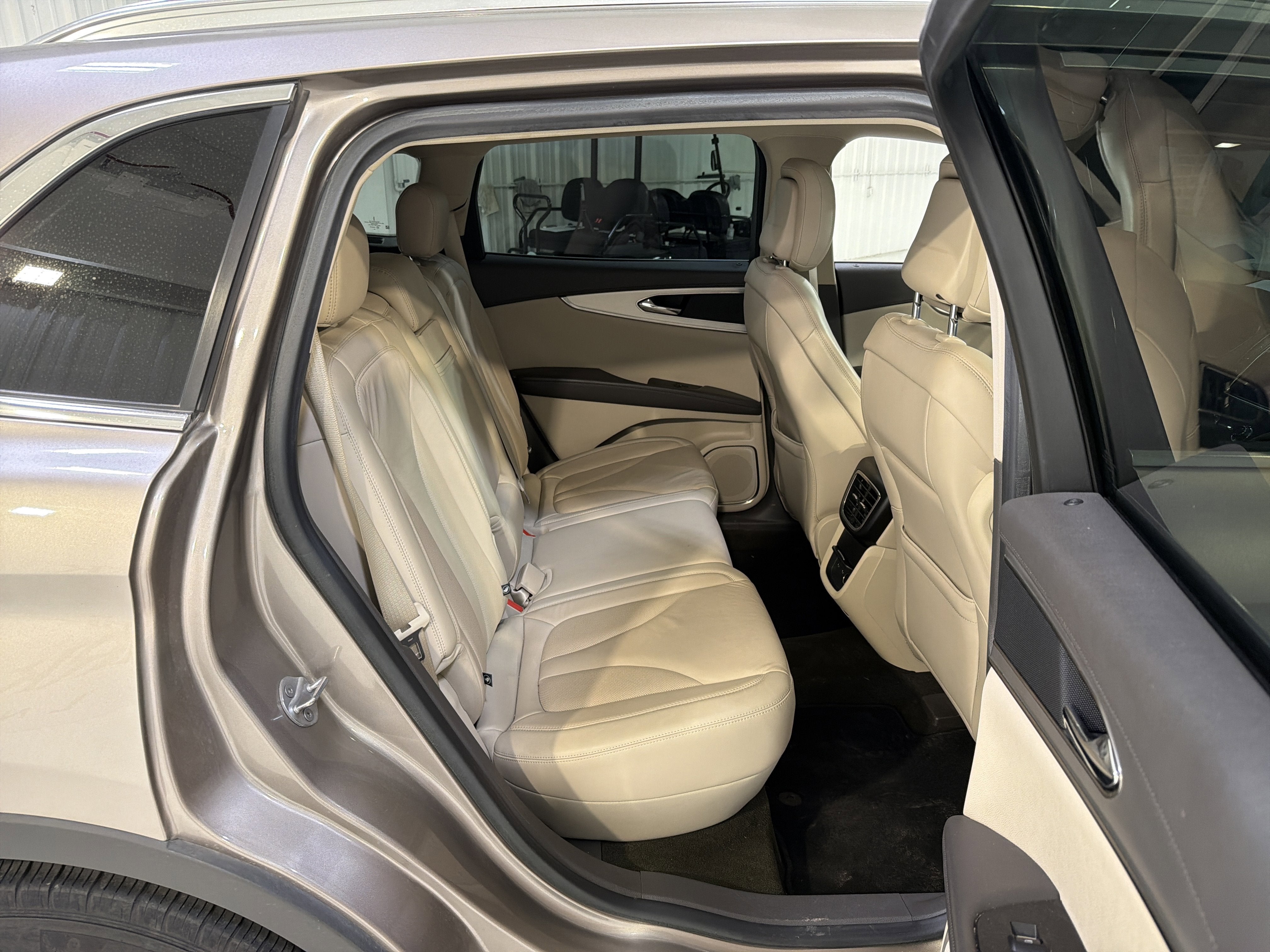 2020 Lincoln Nautilus Standard