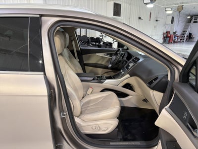 2020 Lincoln Nautilus Standard