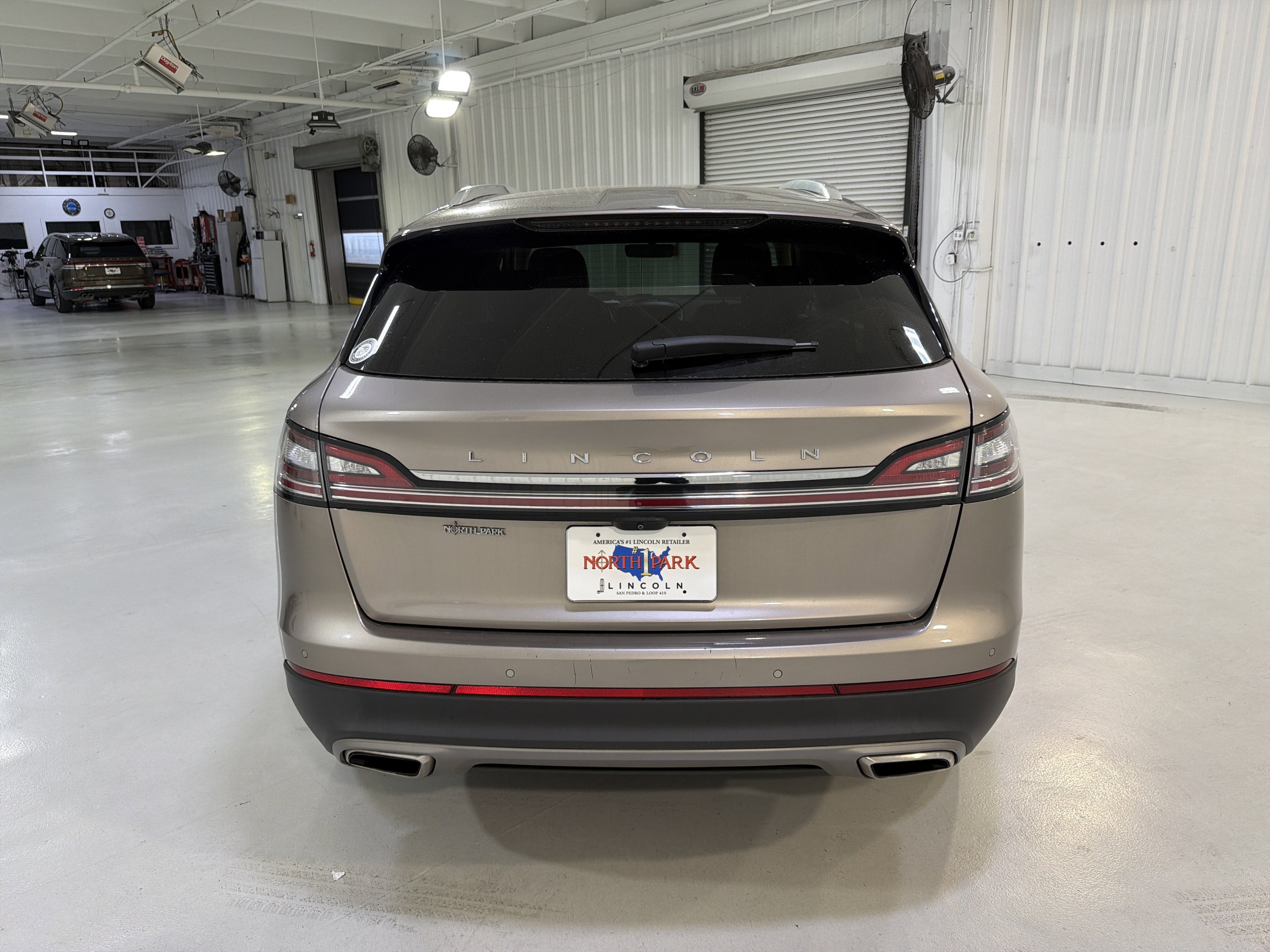 2020 Lincoln Nautilus Standard