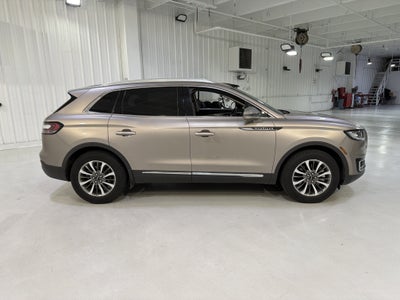 2020 Lincoln Nautilus Standard