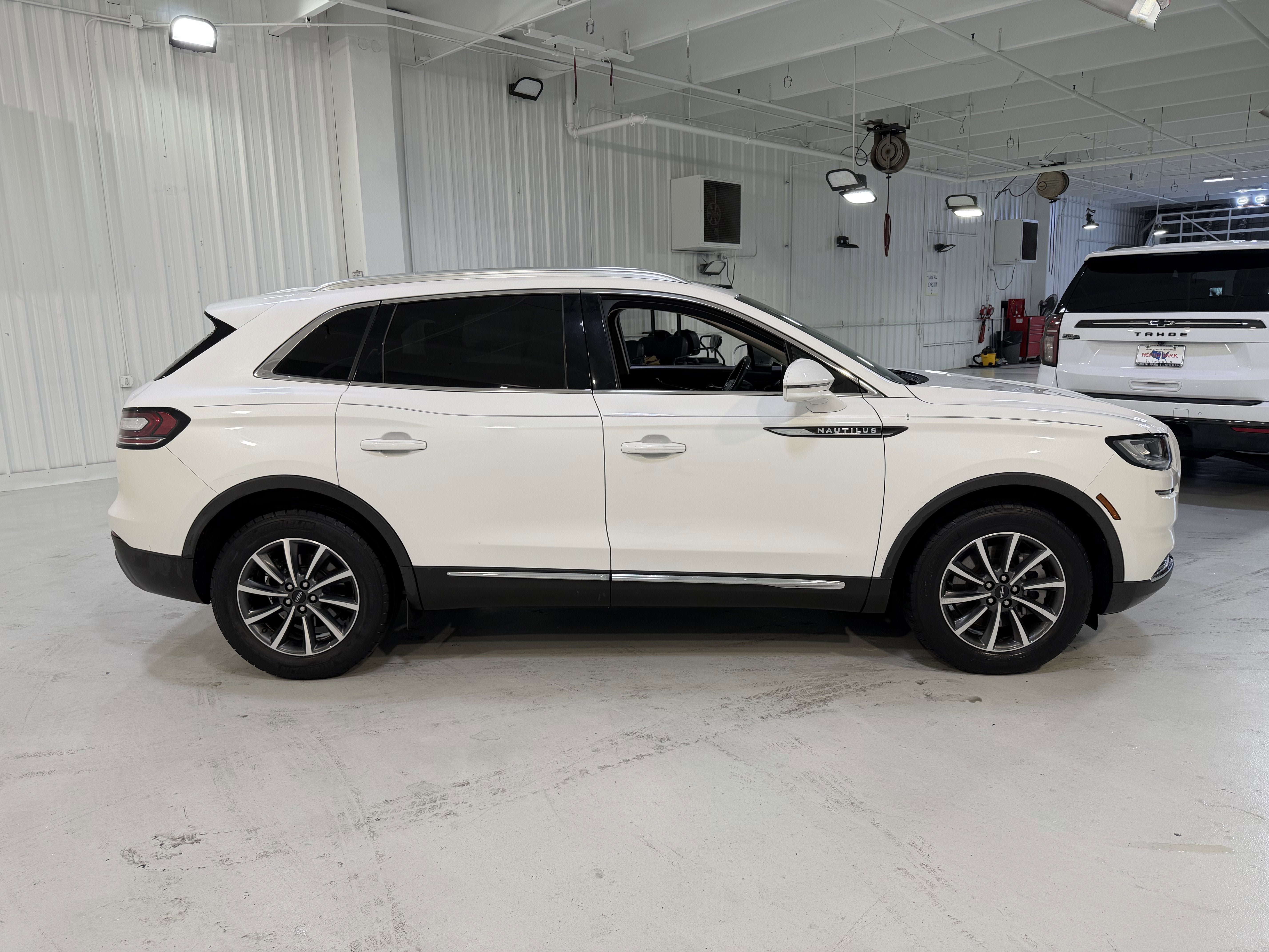 2022 Lincoln Nautilus Standard