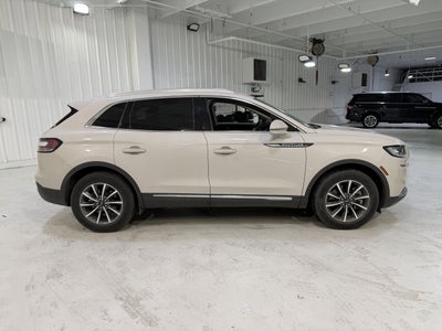 2022 Lincoln Nautilus Standard