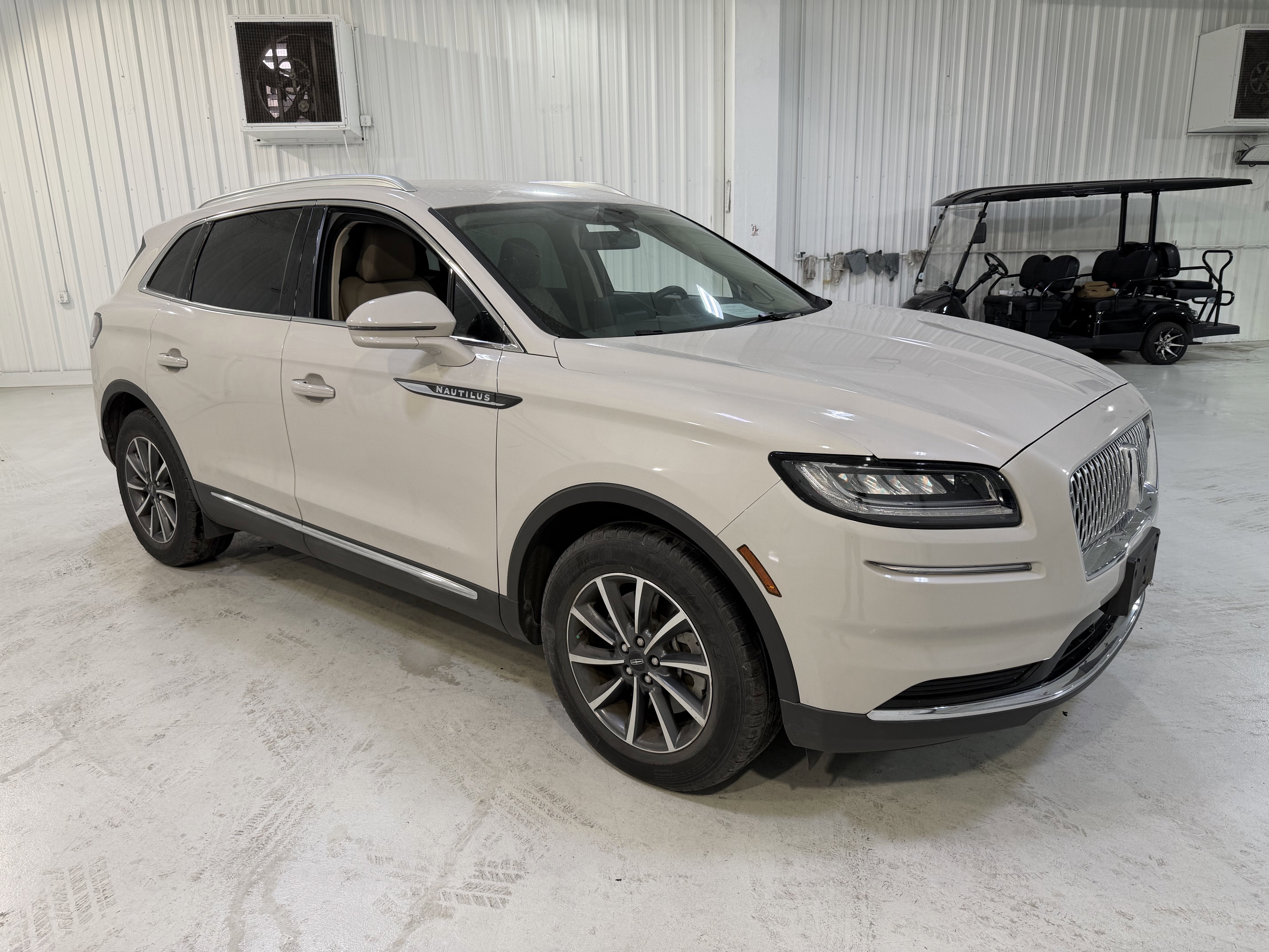2022 Lincoln Nautilus Standard