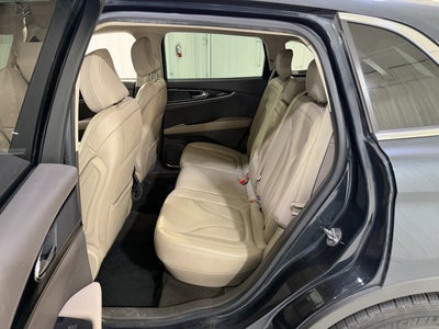 2022 Lincoln Nautilus Standard