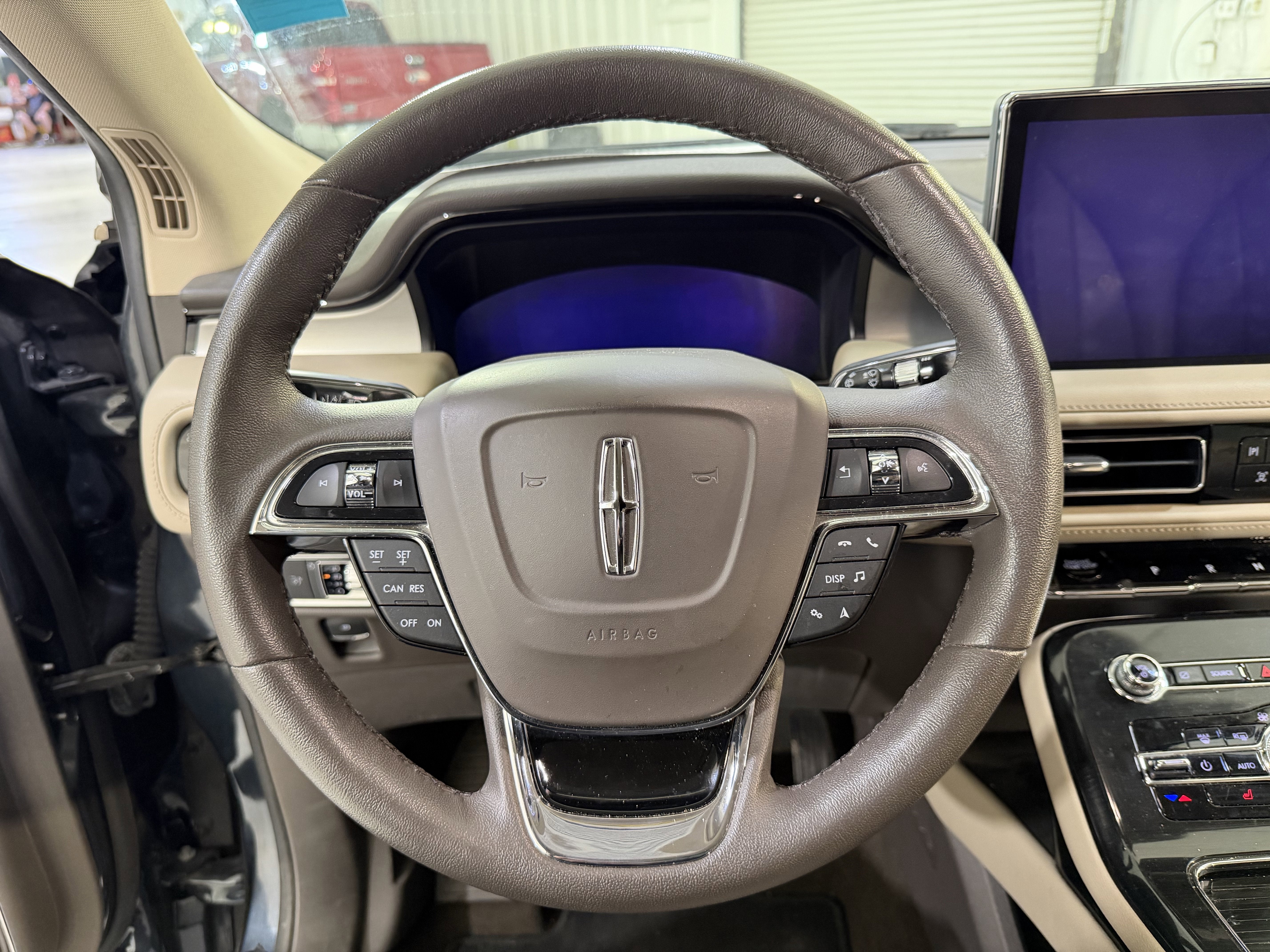 2022 Lincoln Nautilus Standard