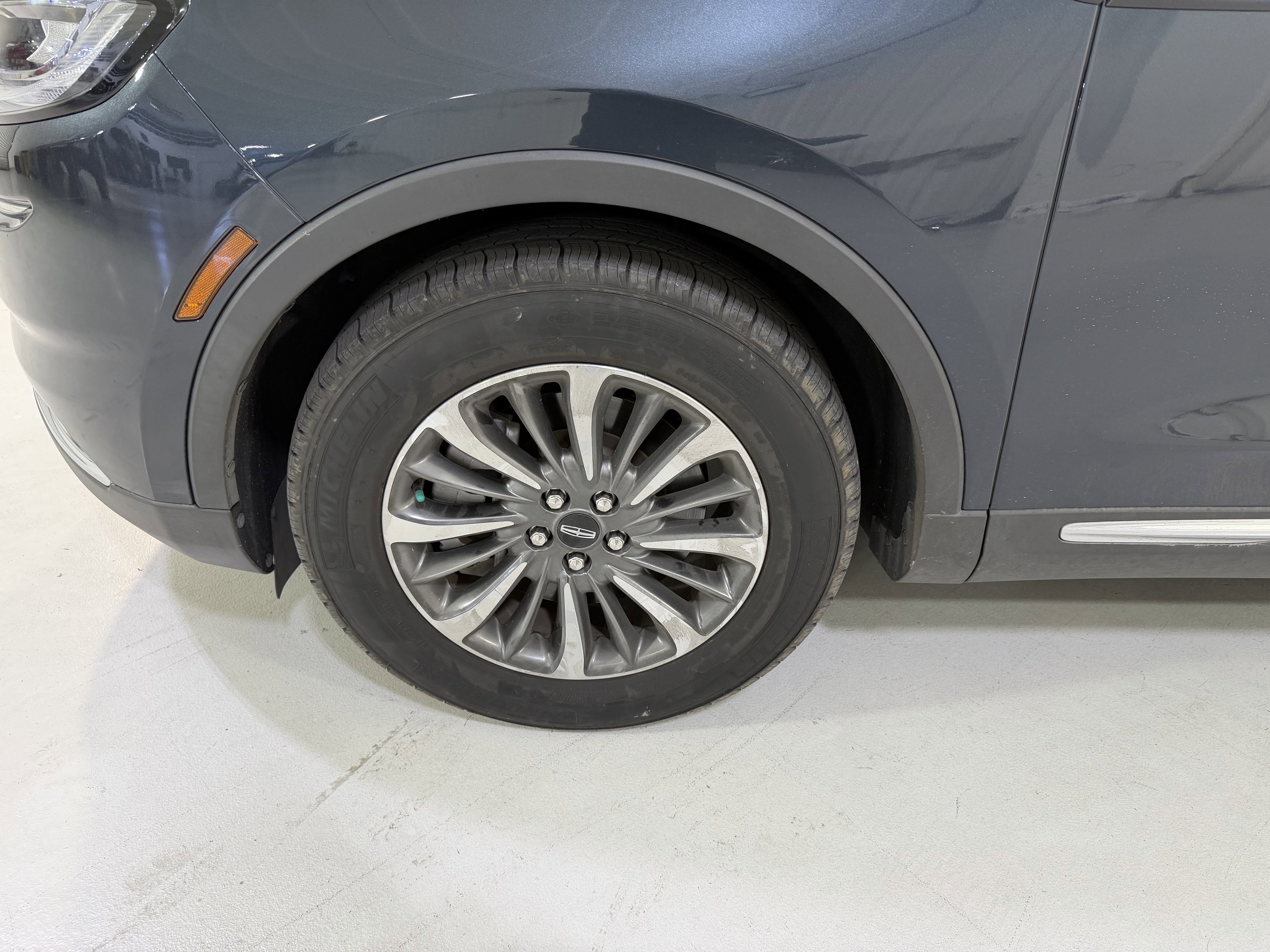 2022 Lincoln Nautilus Standard