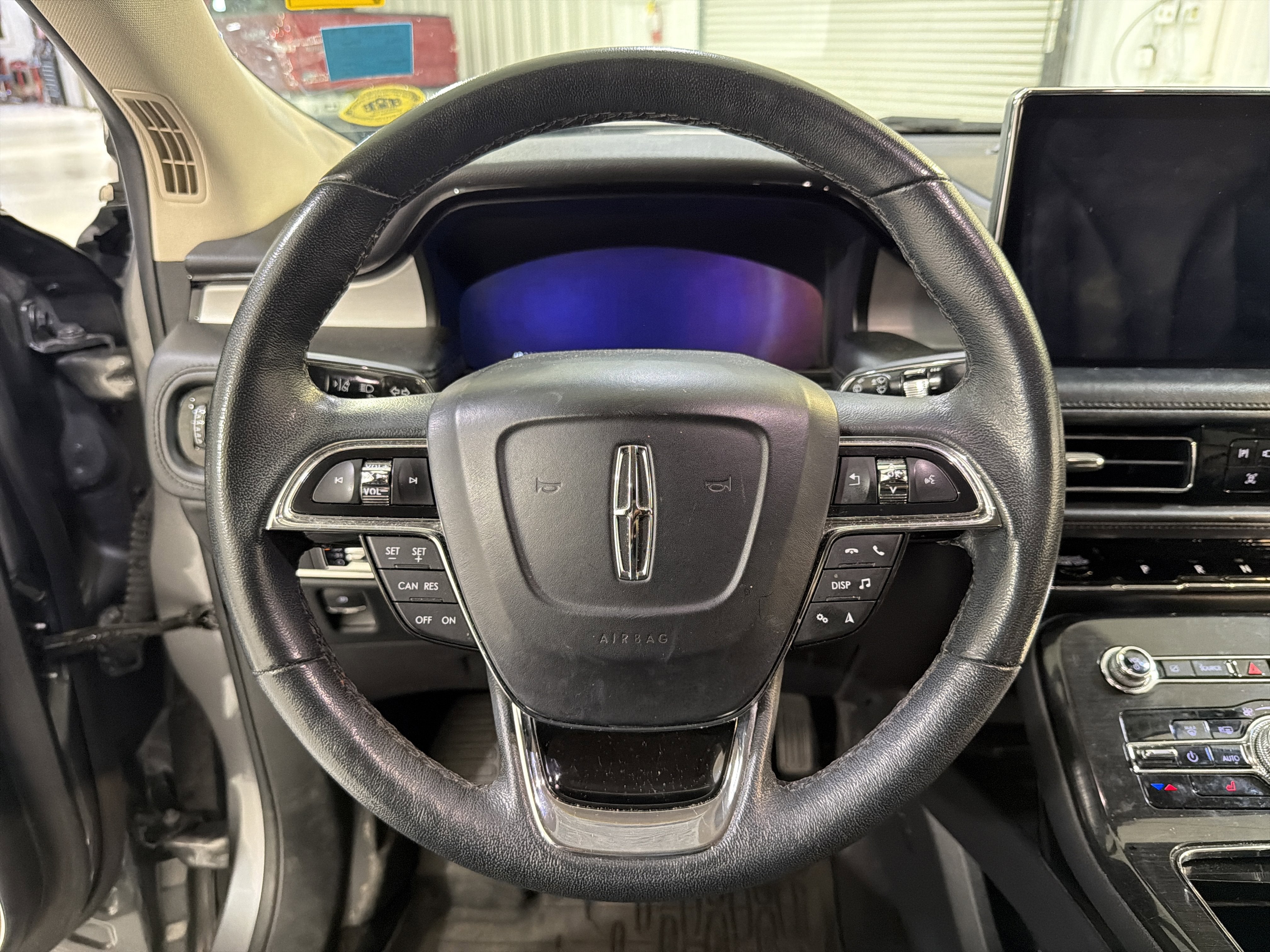 2023 Lincoln Nautilus Standard