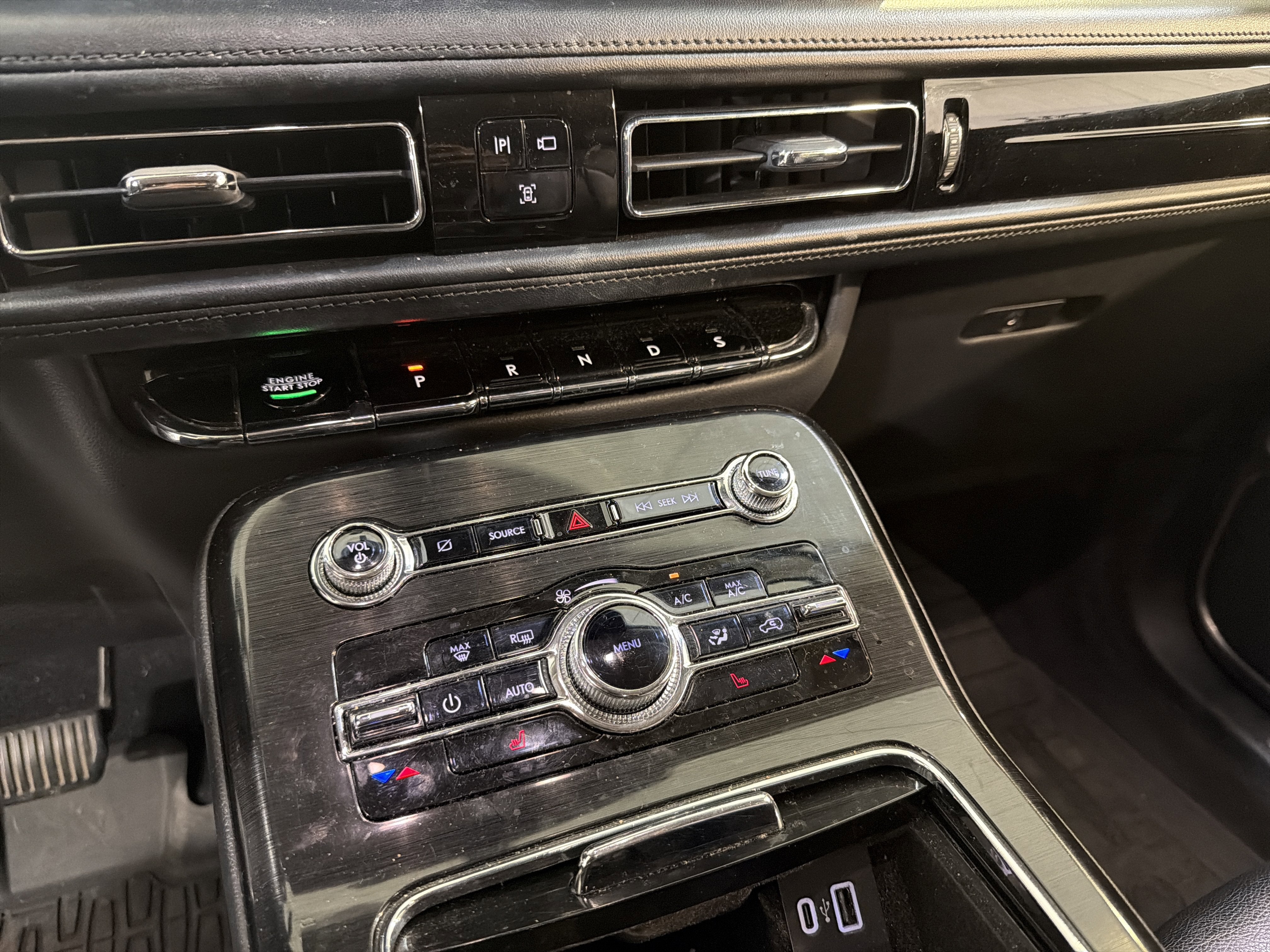 2023 Lincoln Nautilus Standard