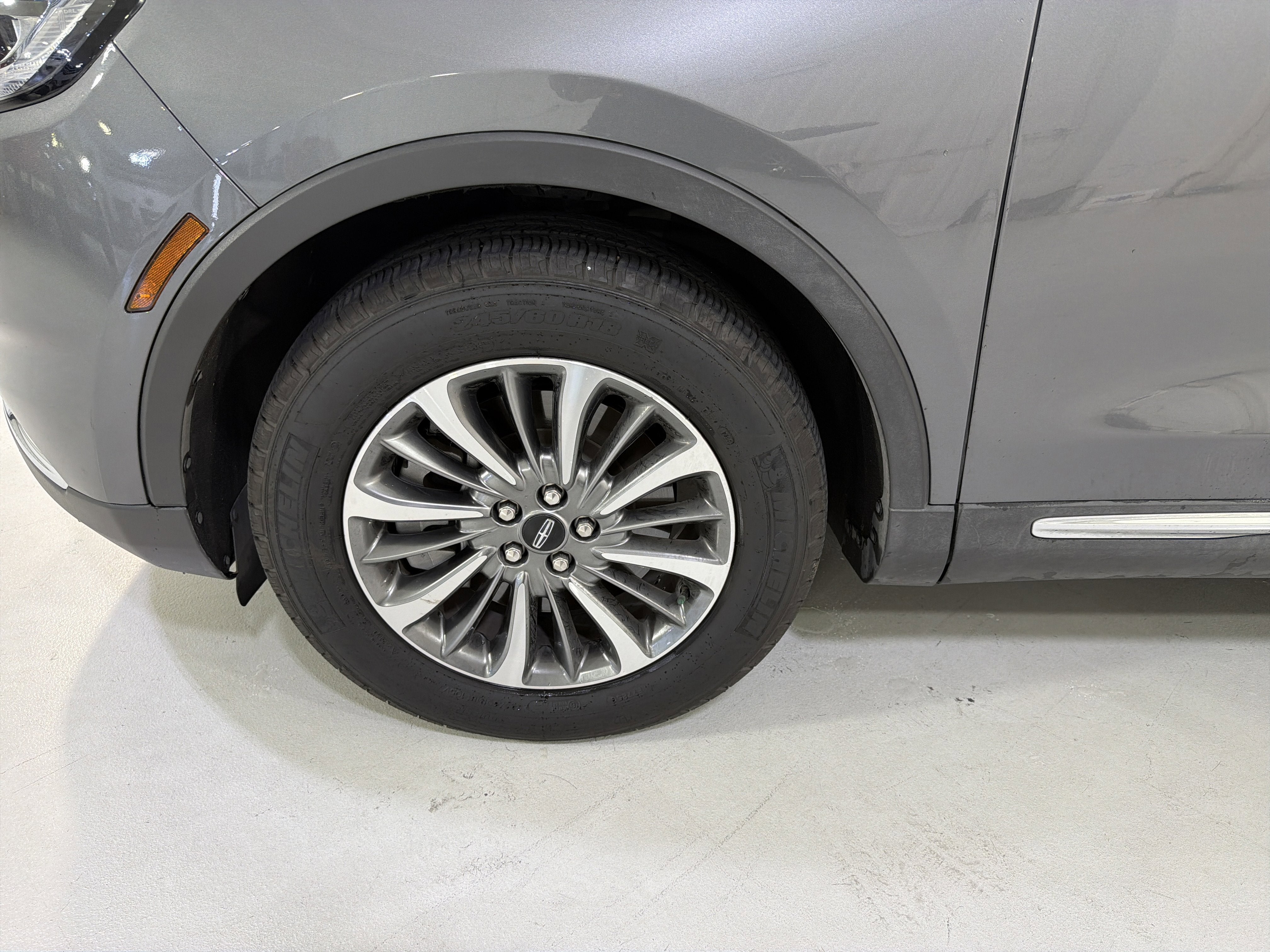 2023 Lincoln Nautilus Standard