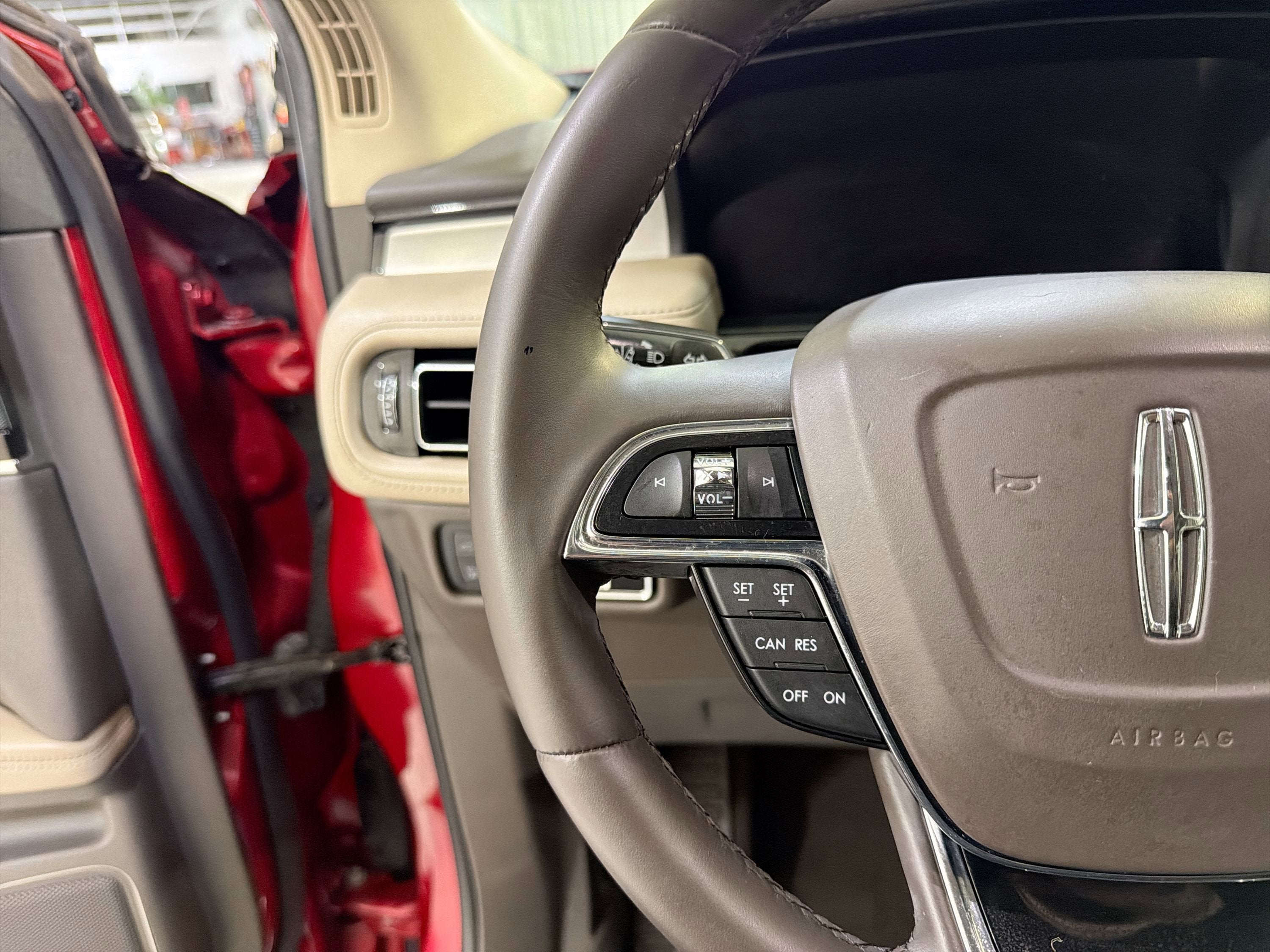 2021 Lincoln Nautilus Standard