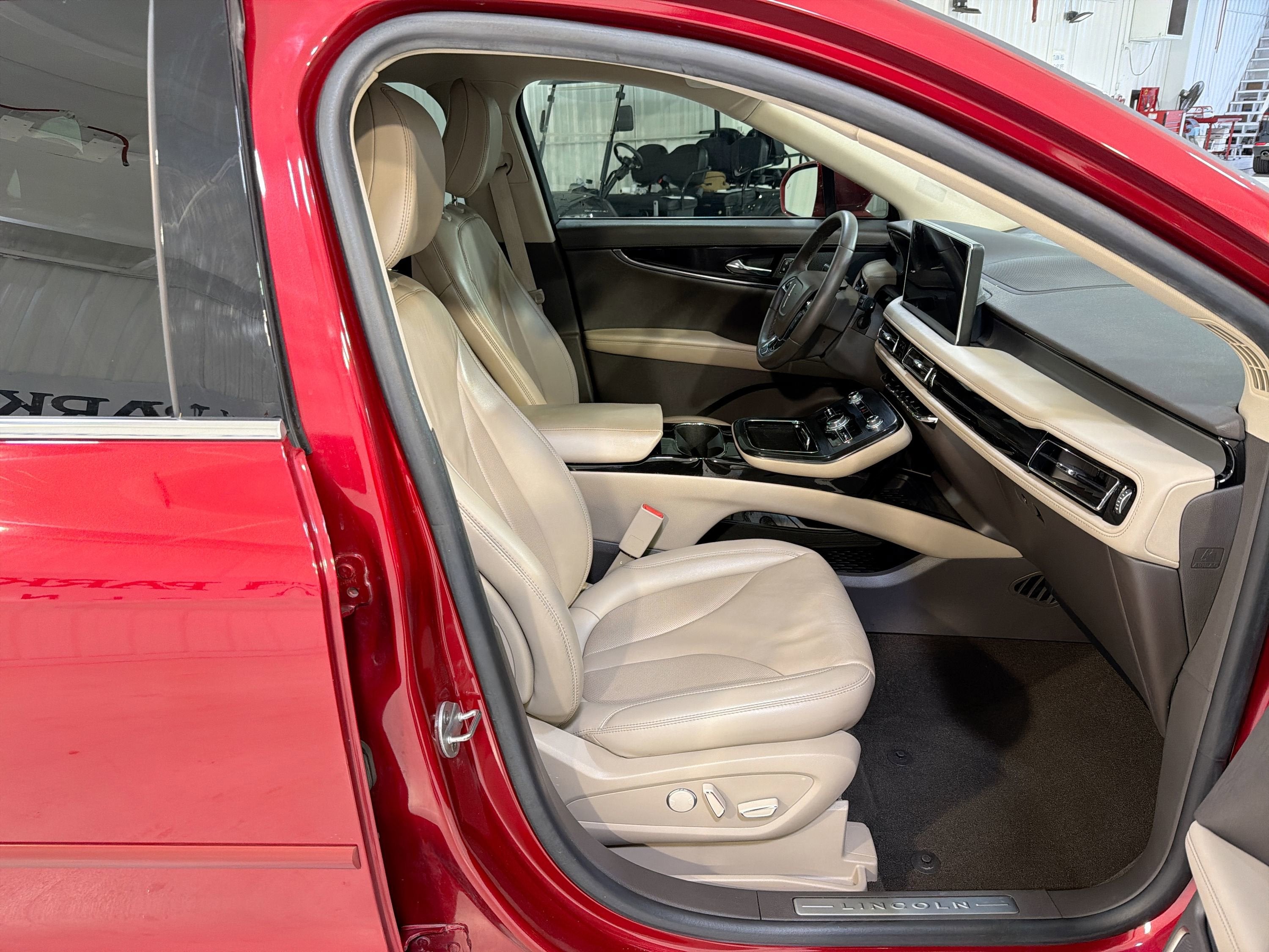 2021 Lincoln Nautilus Standard