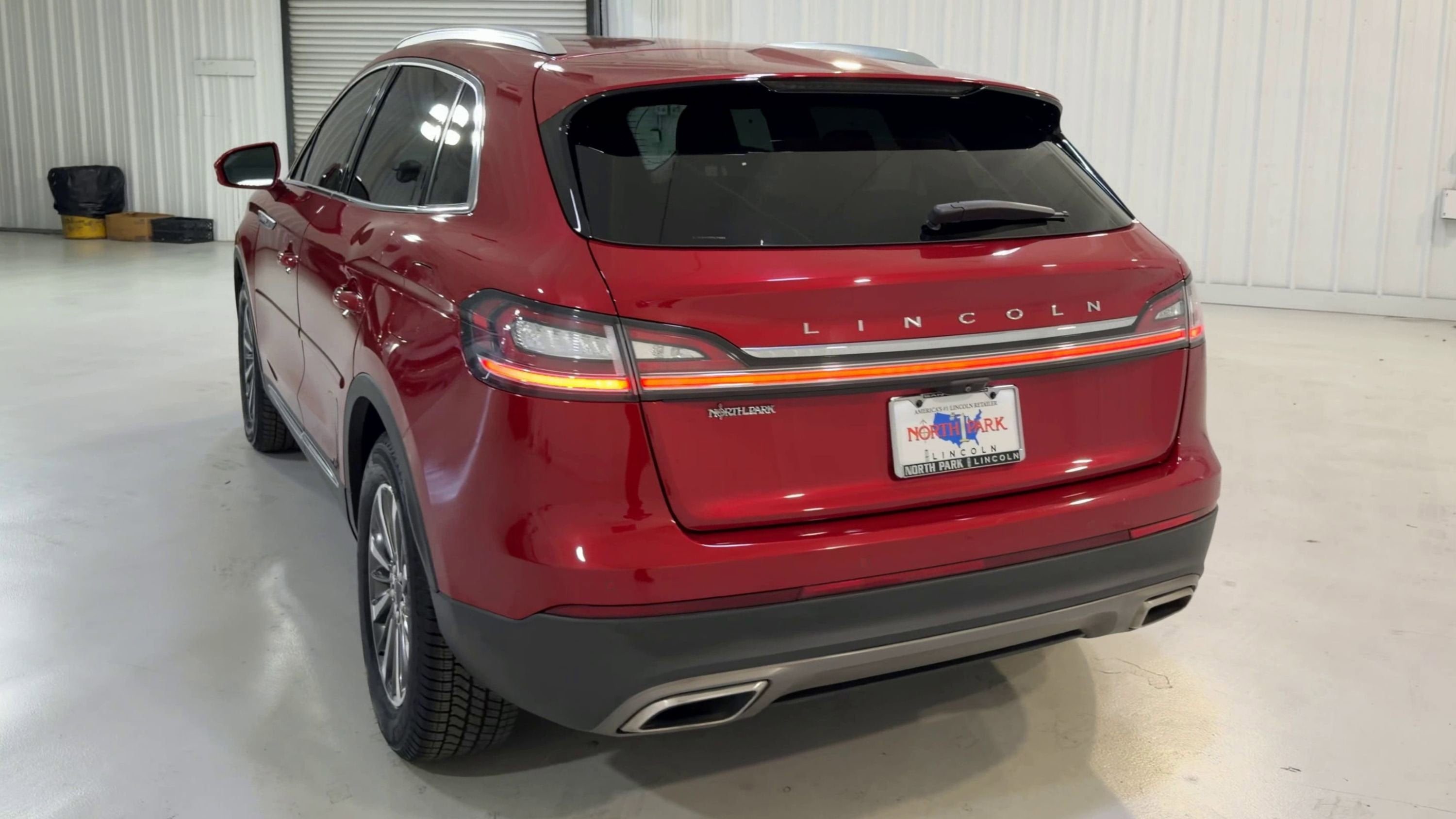 2021 Lincoln Nautilus Standard