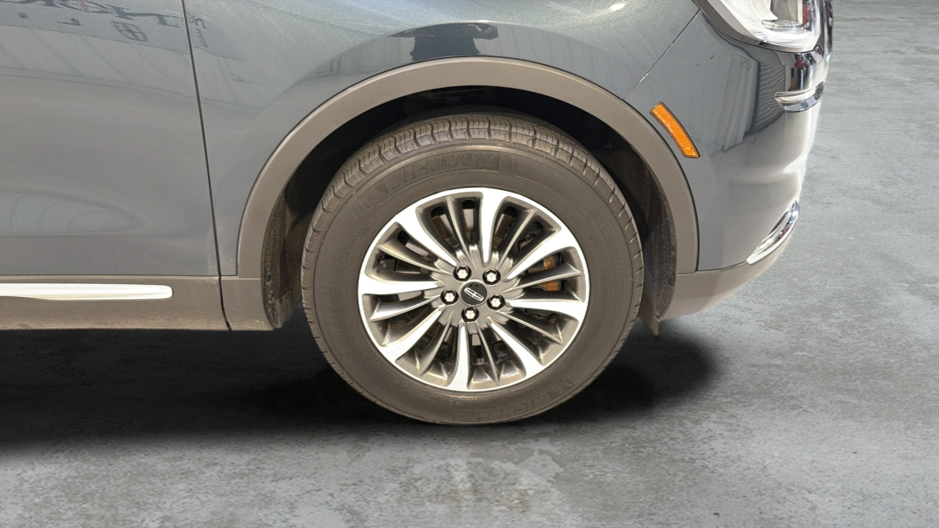 2022 Lincoln Nautilus Standard