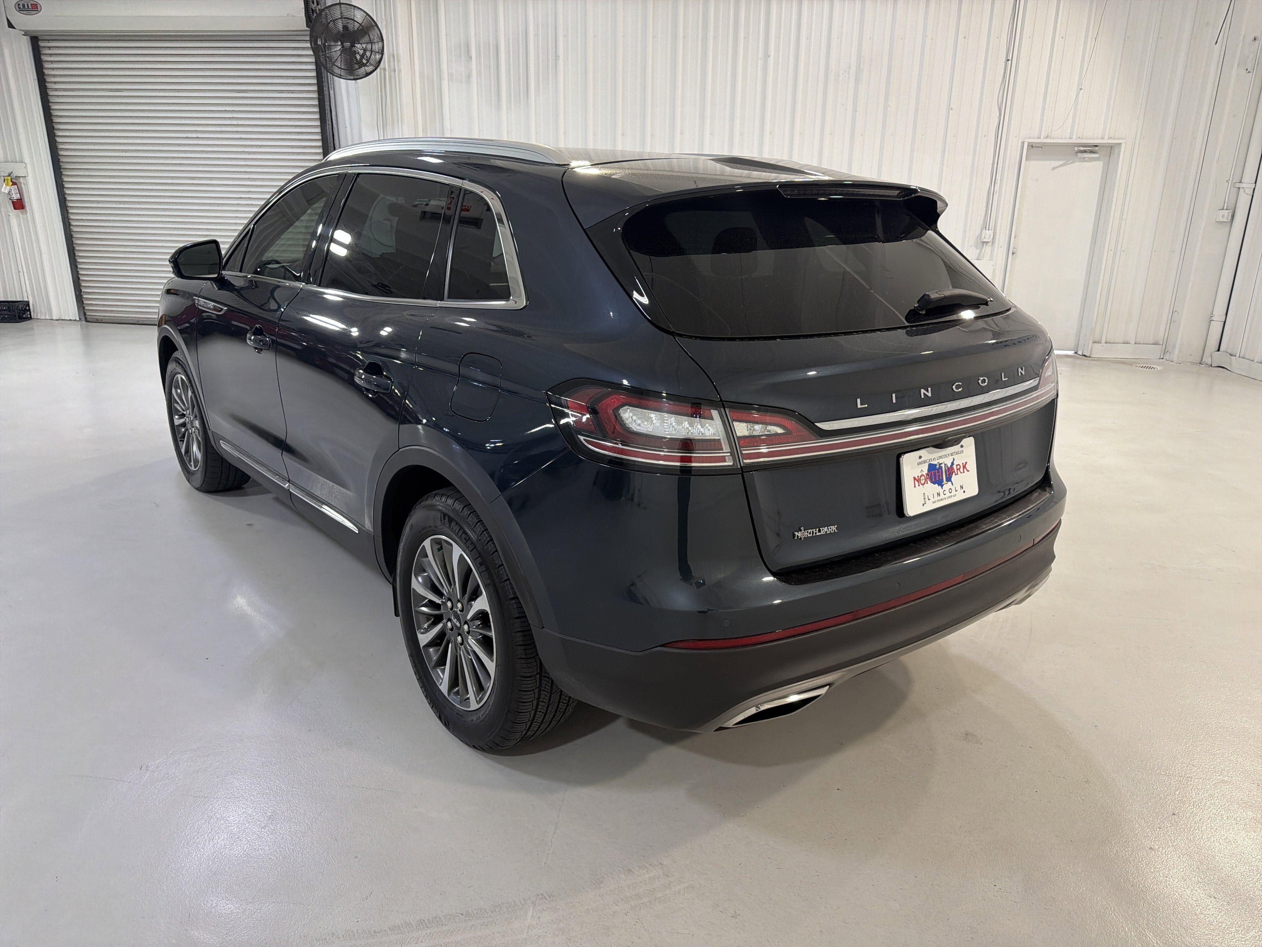 2022 Lincoln Nautilus Standard