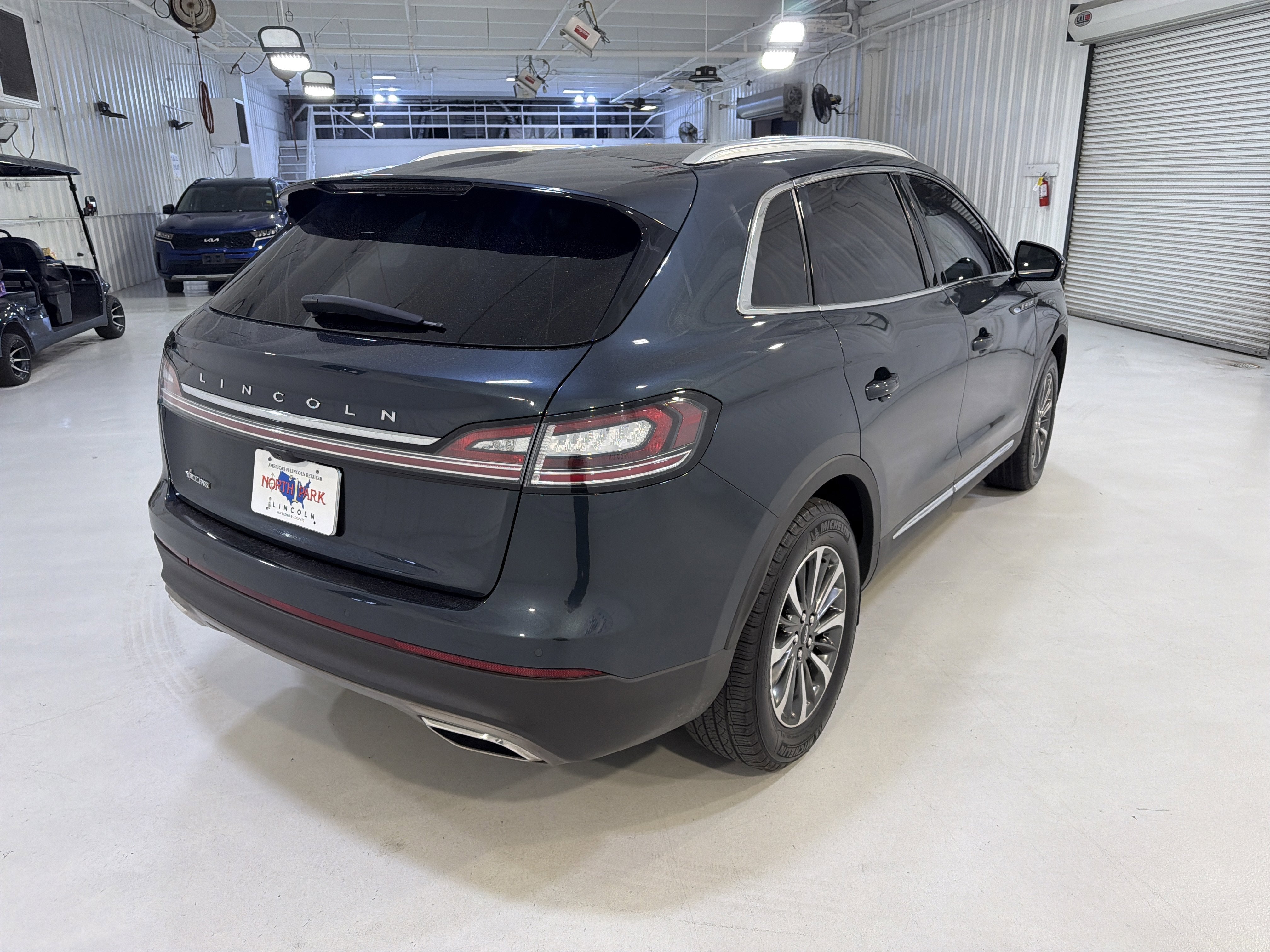 2022 Lincoln Nautilus Standard