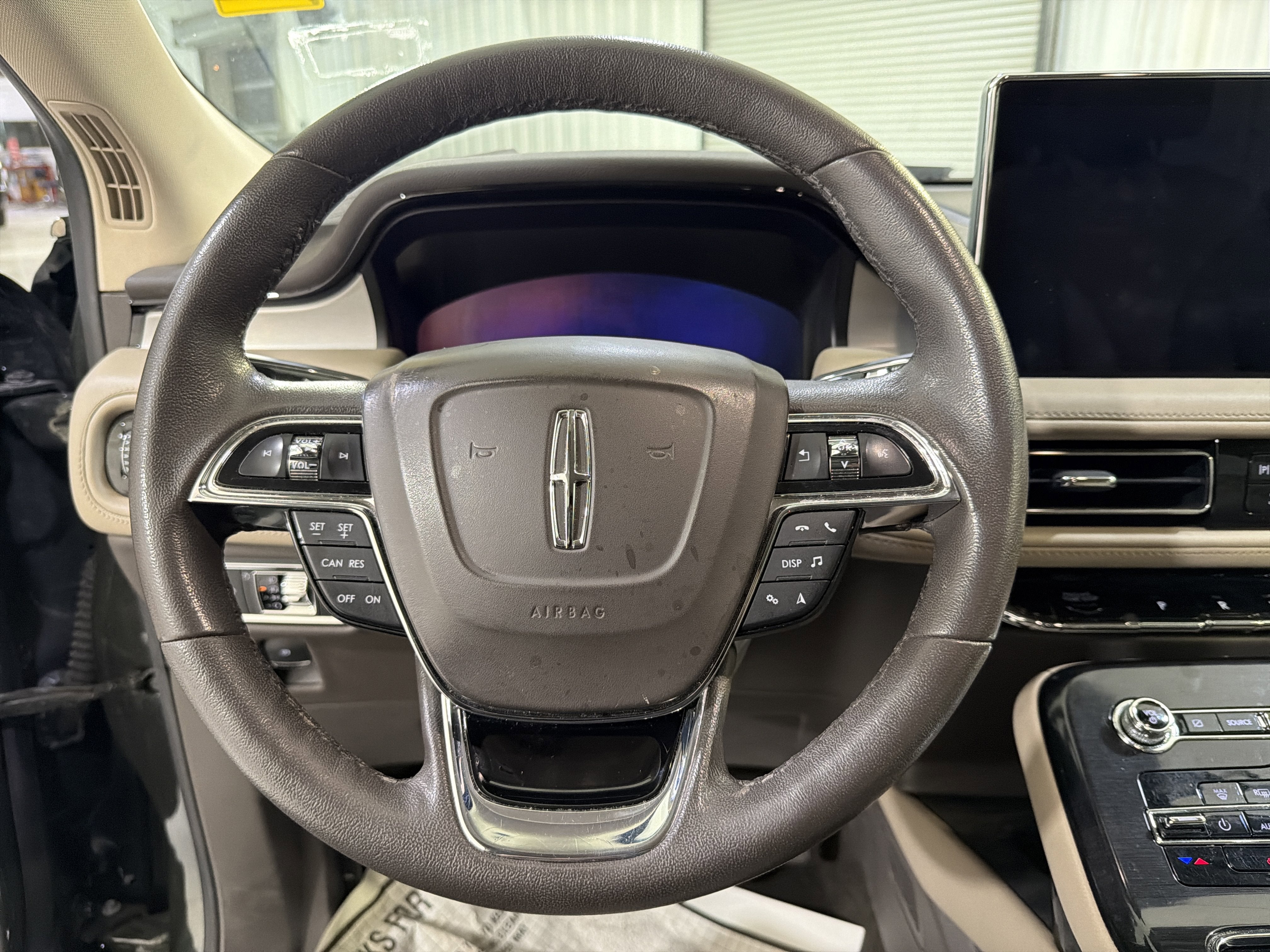 2022 Lincoln Nautilus Standard