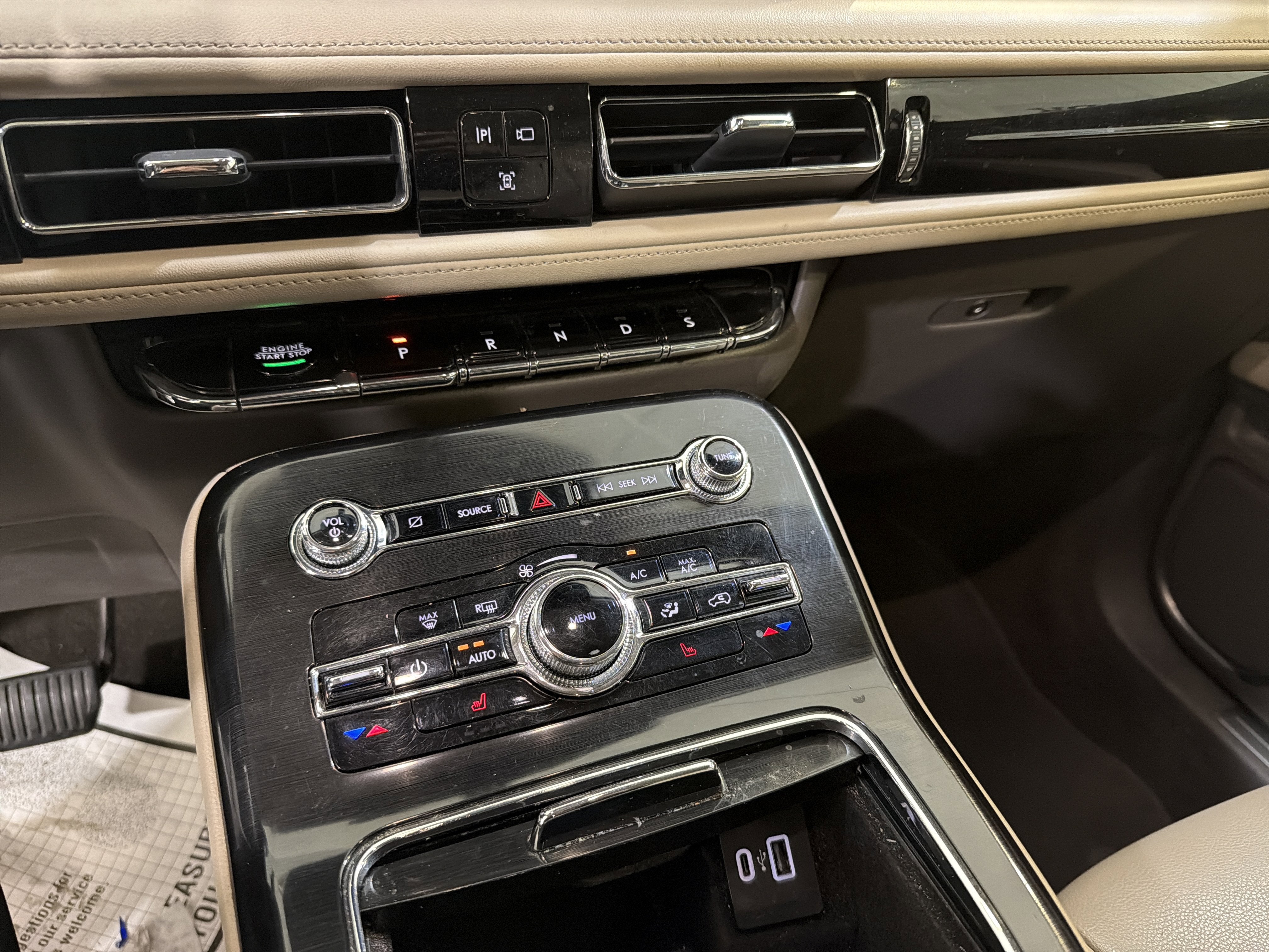 2022 Lincoln Nautilus Standard