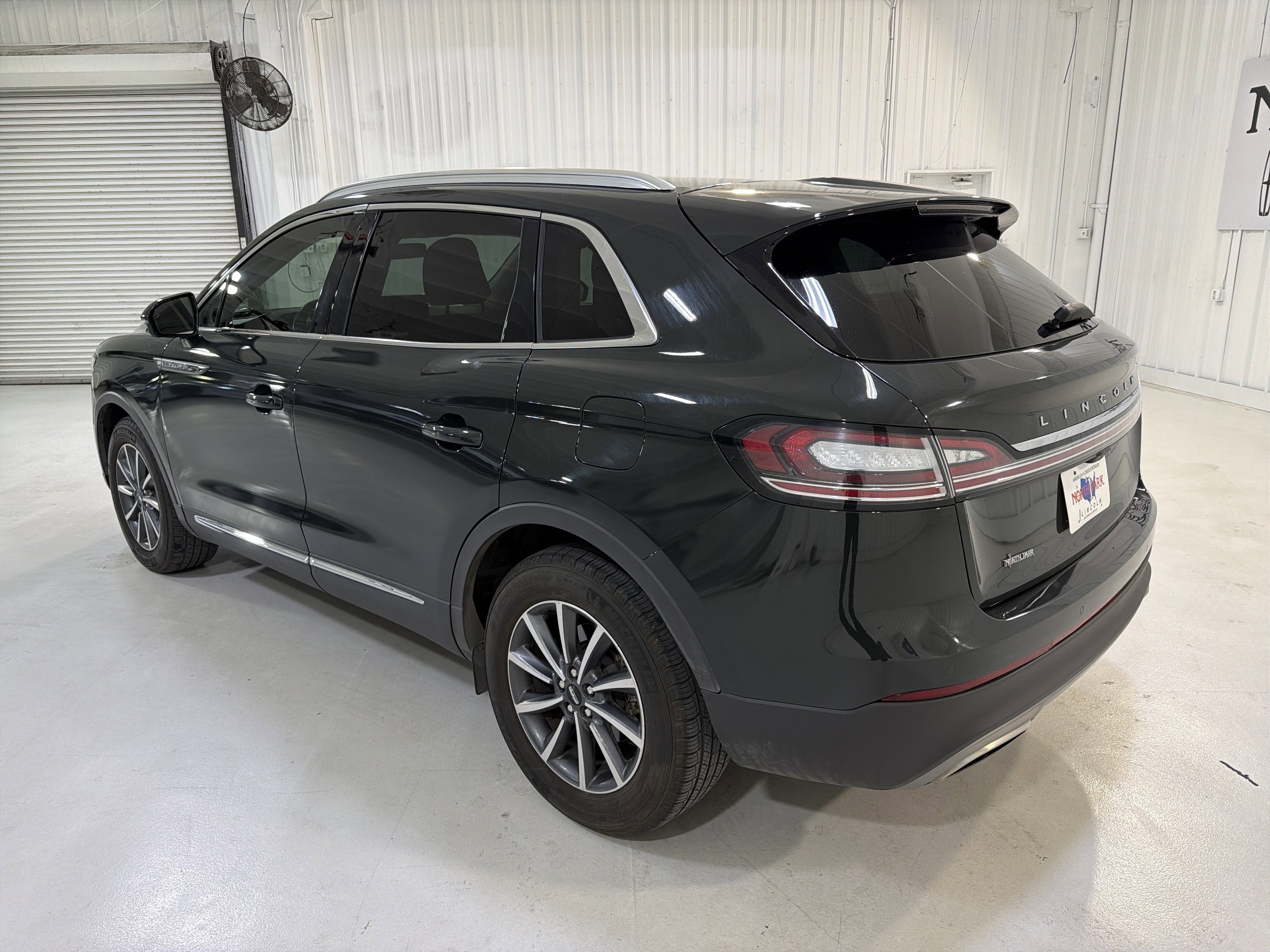 2022 Lincoln Nautilus Standard