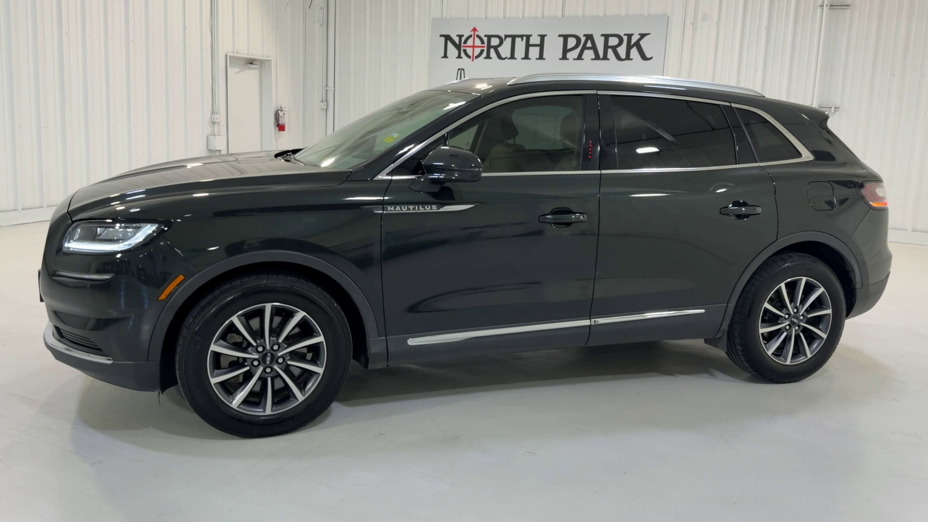 2022 Lincoln Nautilus Standard