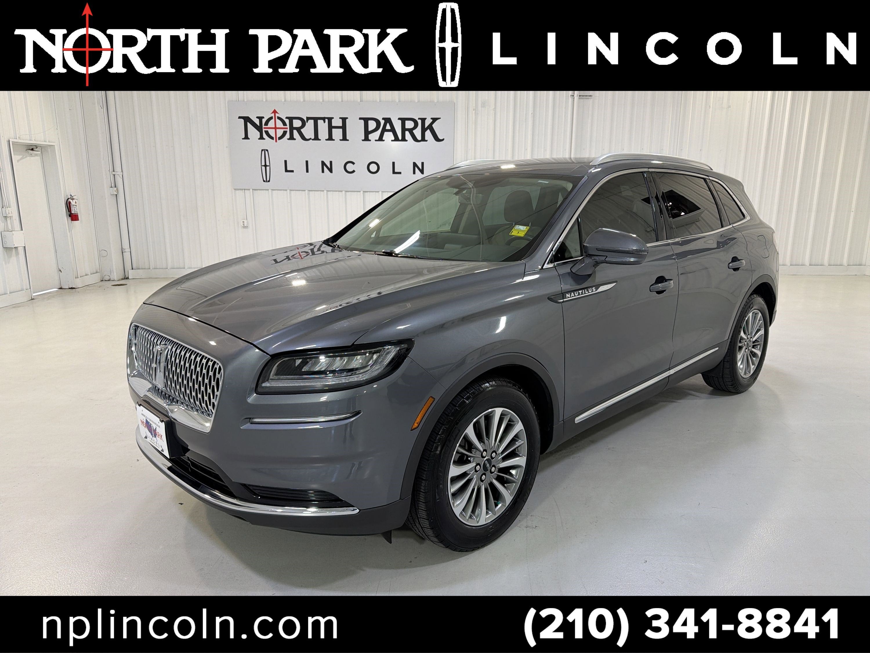 2022 Lincoln Nautilus Standard