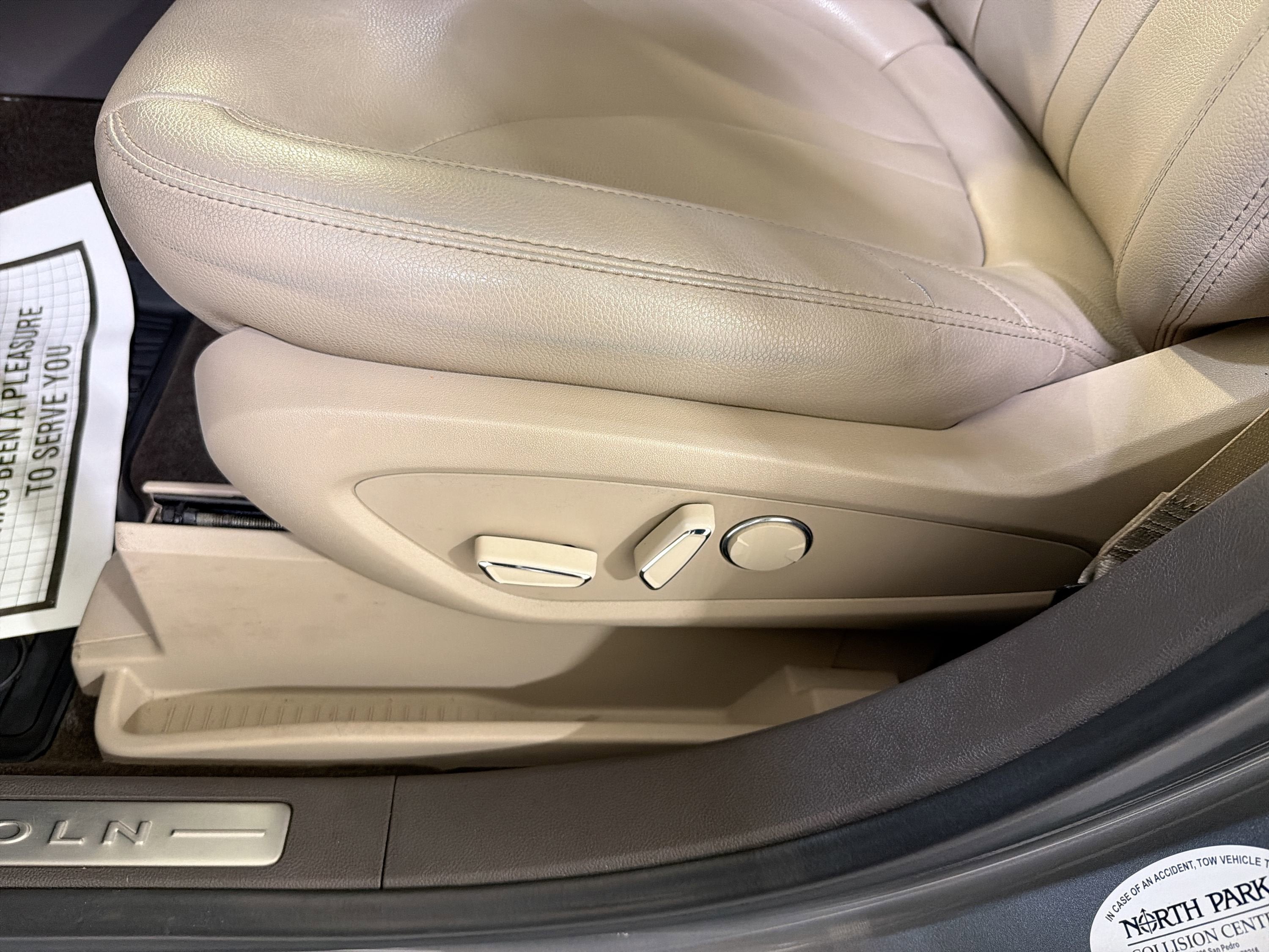 2022 Lincoln Nautilus Standard