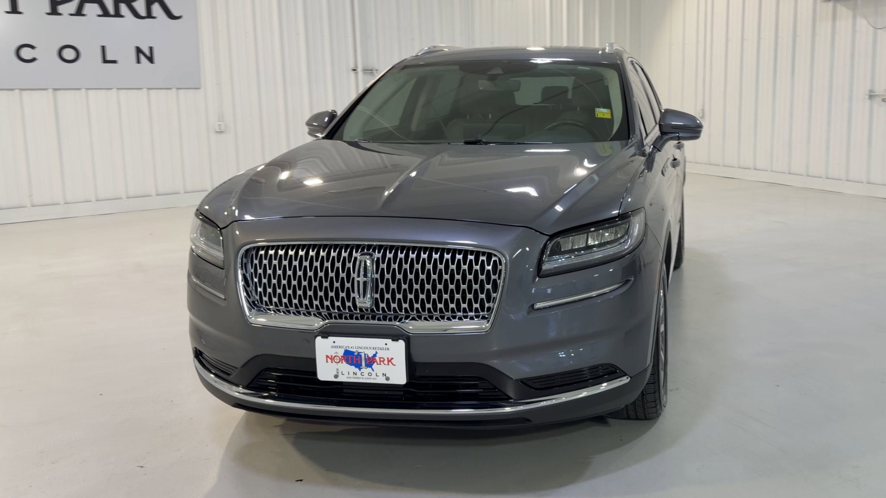 2022 Lincoln Nautilus Standard