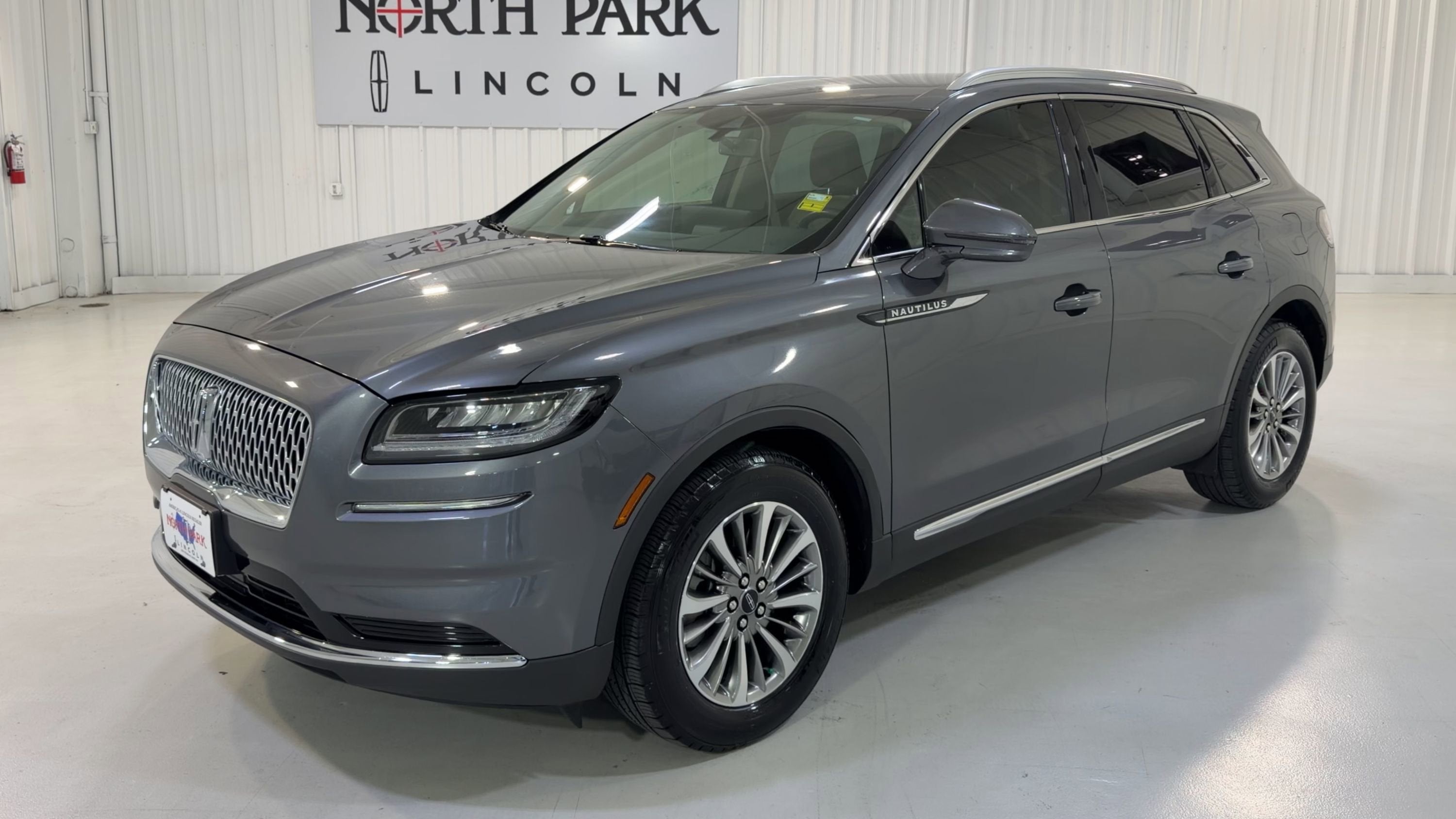 2022 Lincoln Nautilus Standard