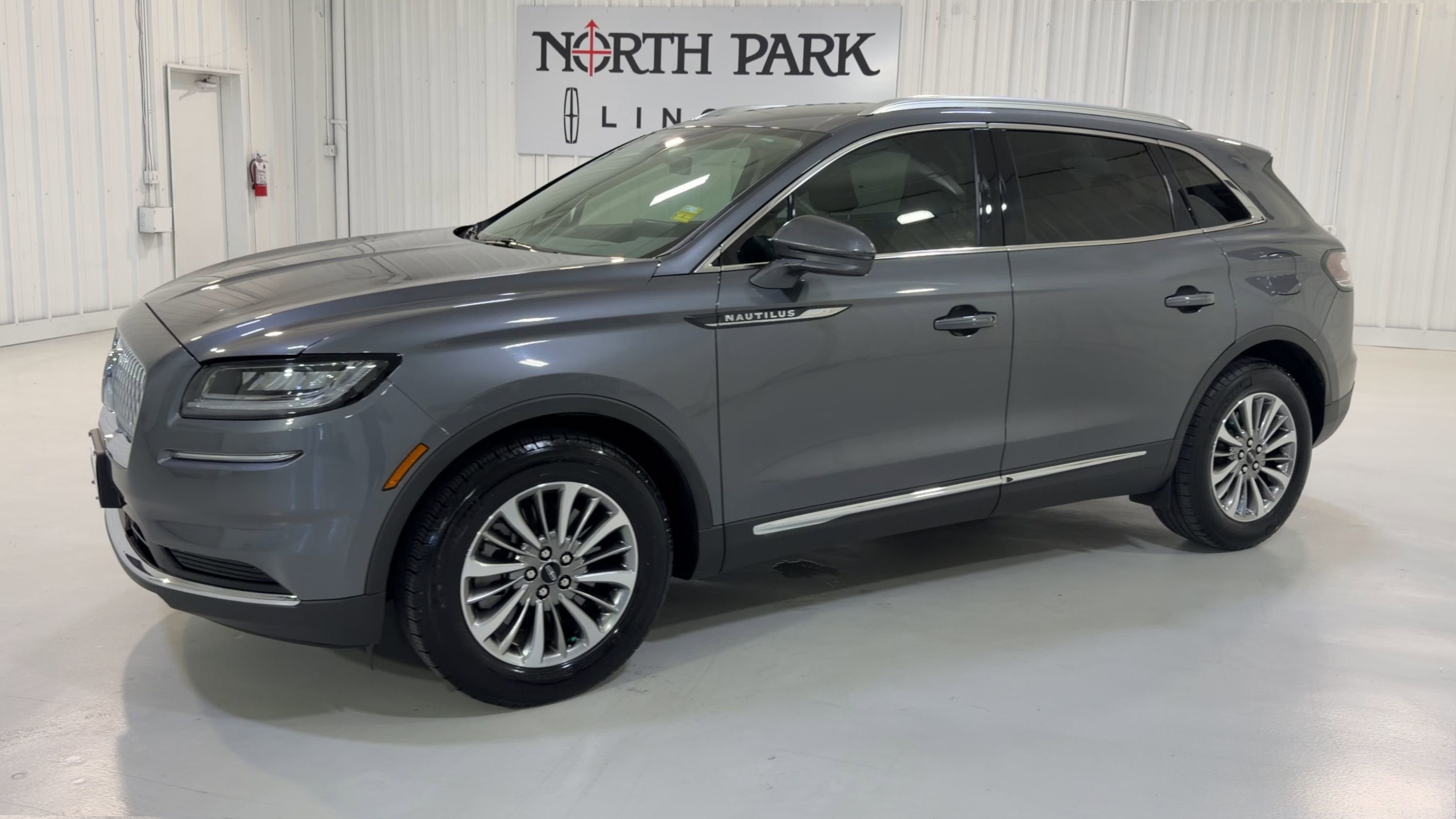 2022 Lincoln Nautilus Standard