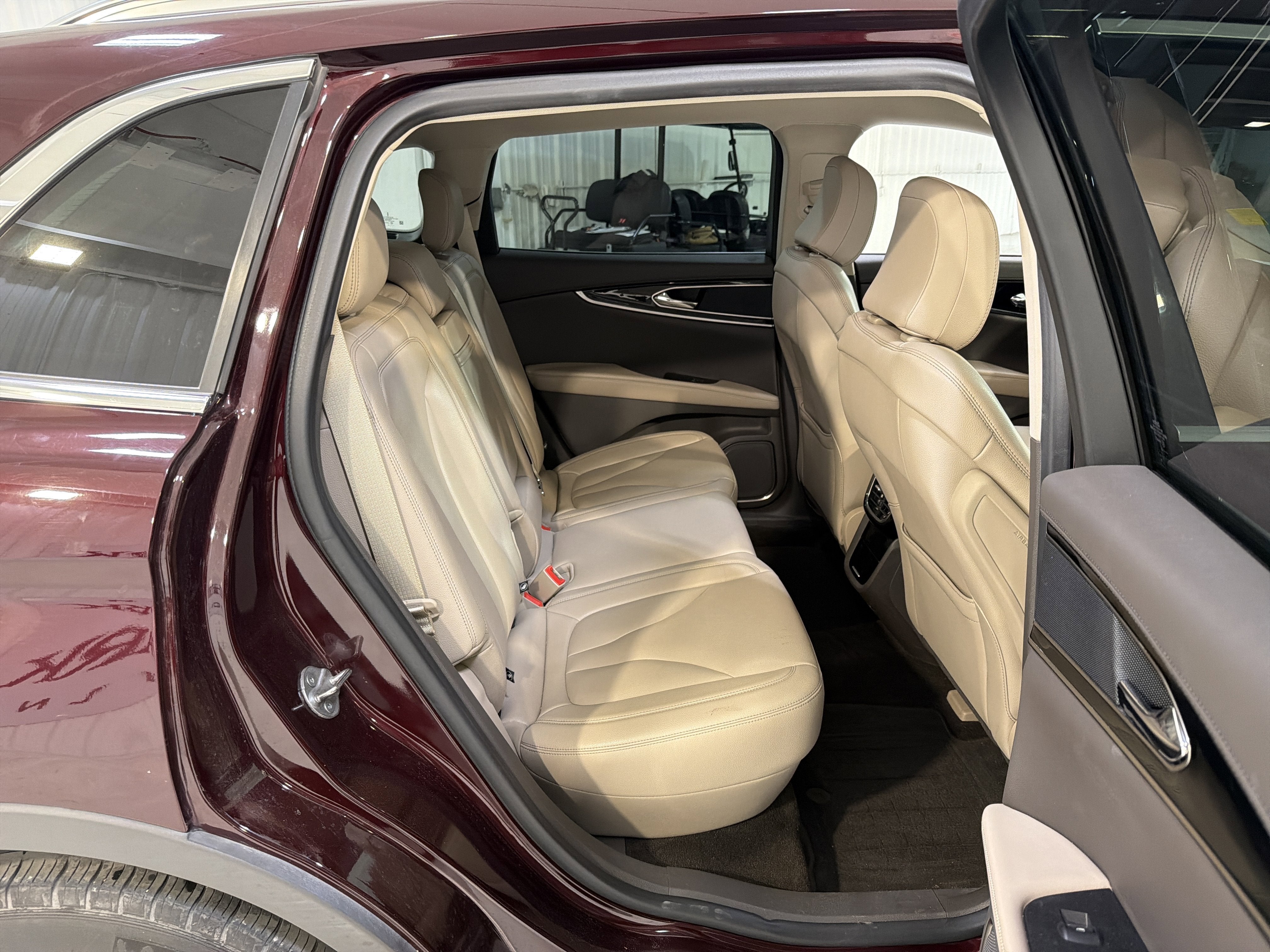 2022 Lincoln Nautilus Standard