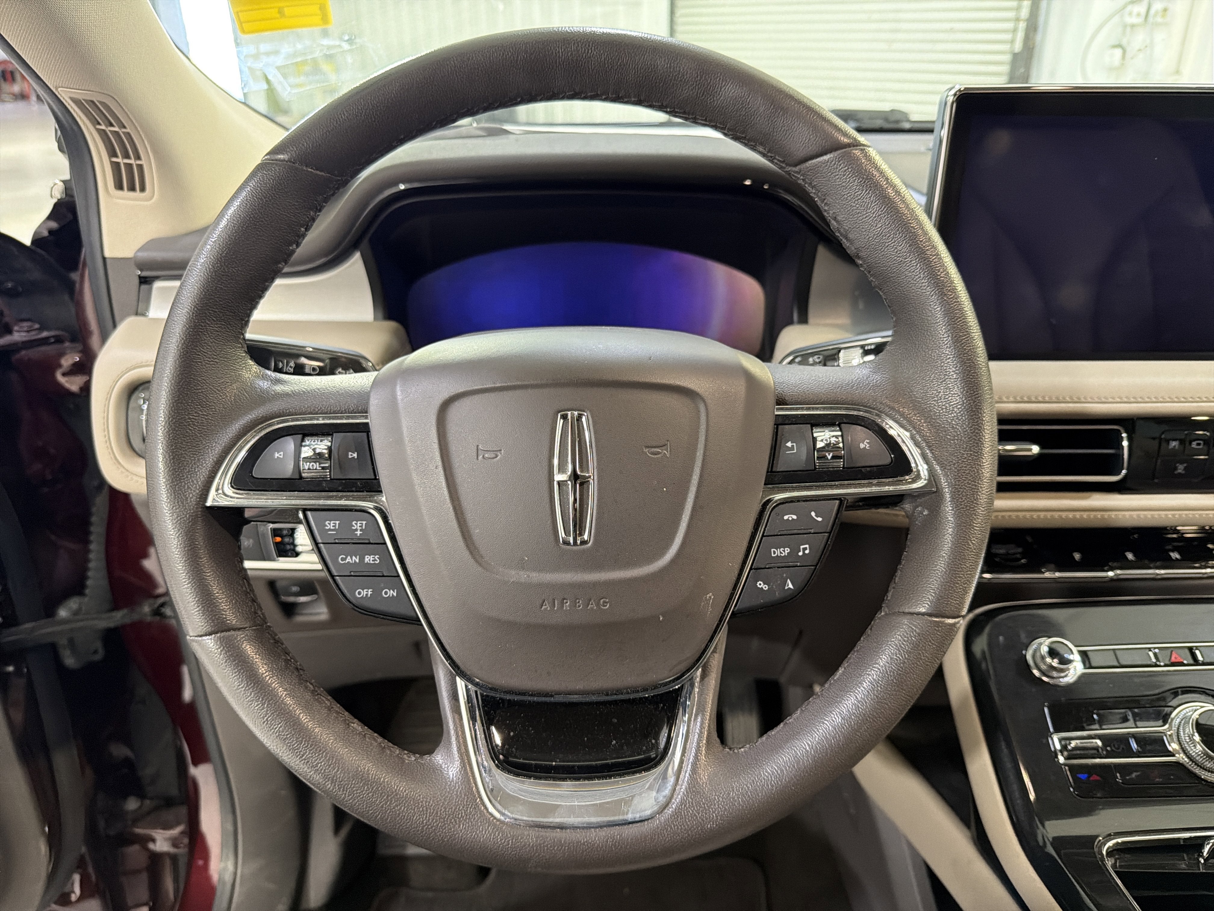 2022 Lincoln Nautilus Standard