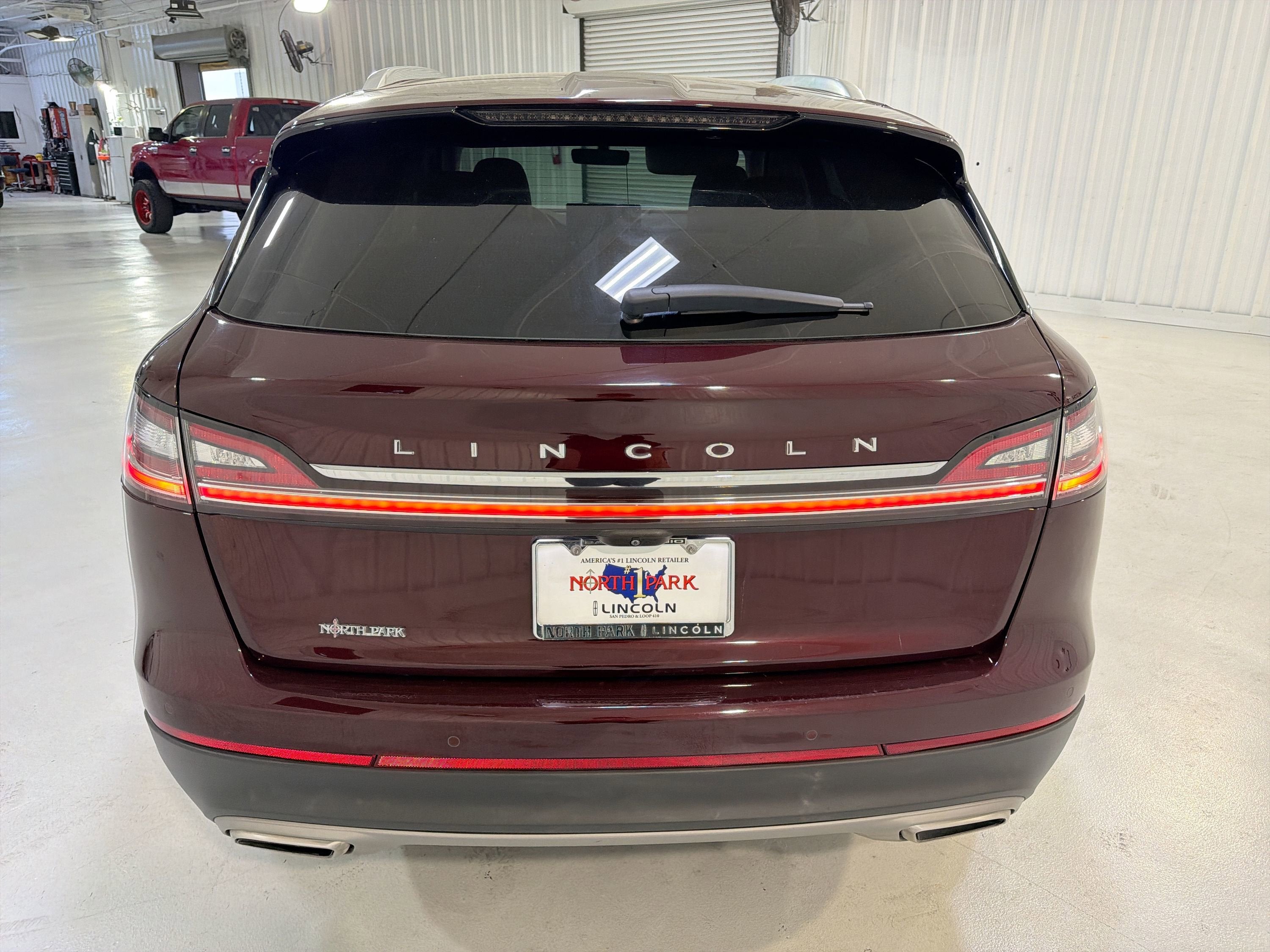 2022 Lincoln Nautilus Standard