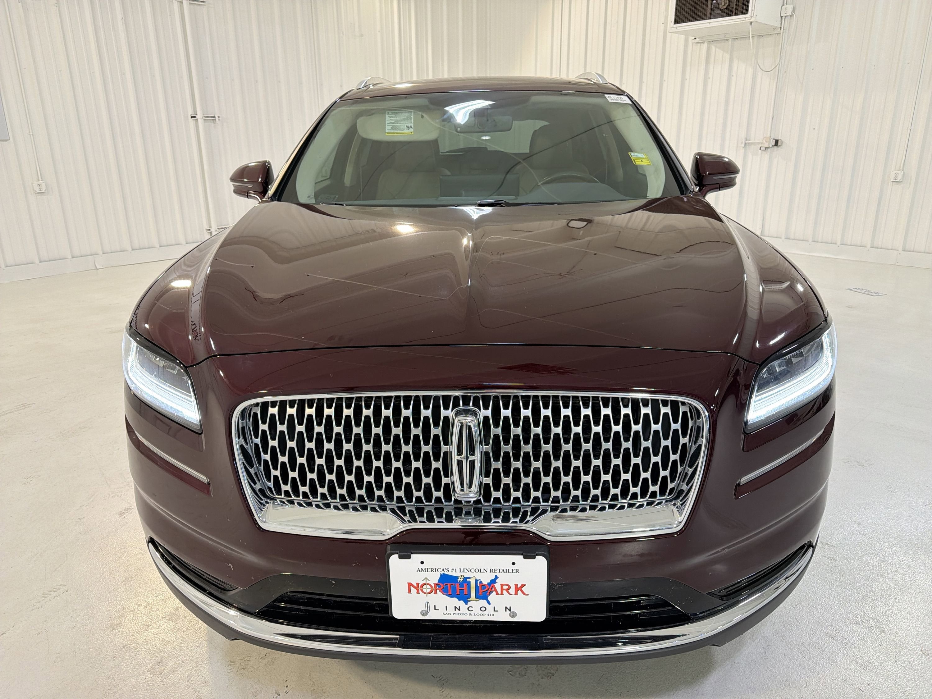 2022 Lincoln Nautilus Standard