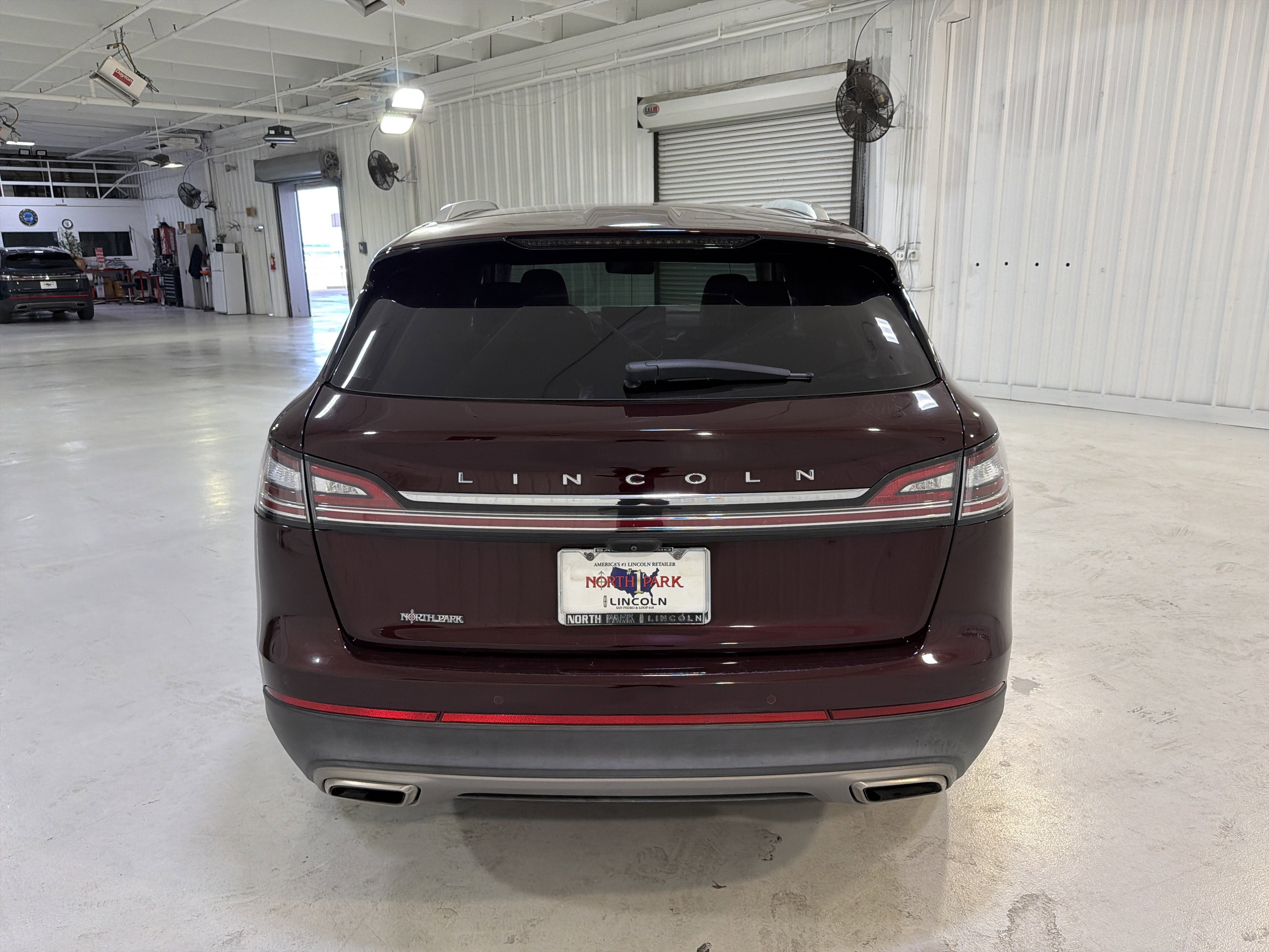 2022 Lincoln Nautilus Standard