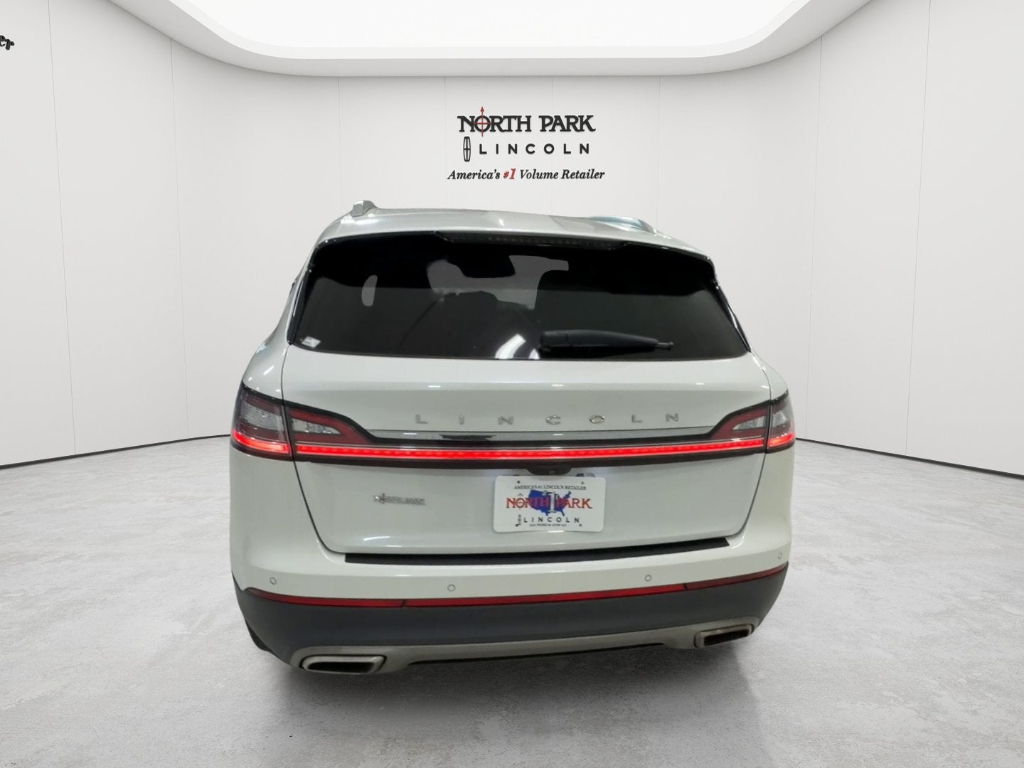 2022 Lincoln Nautilus Standard