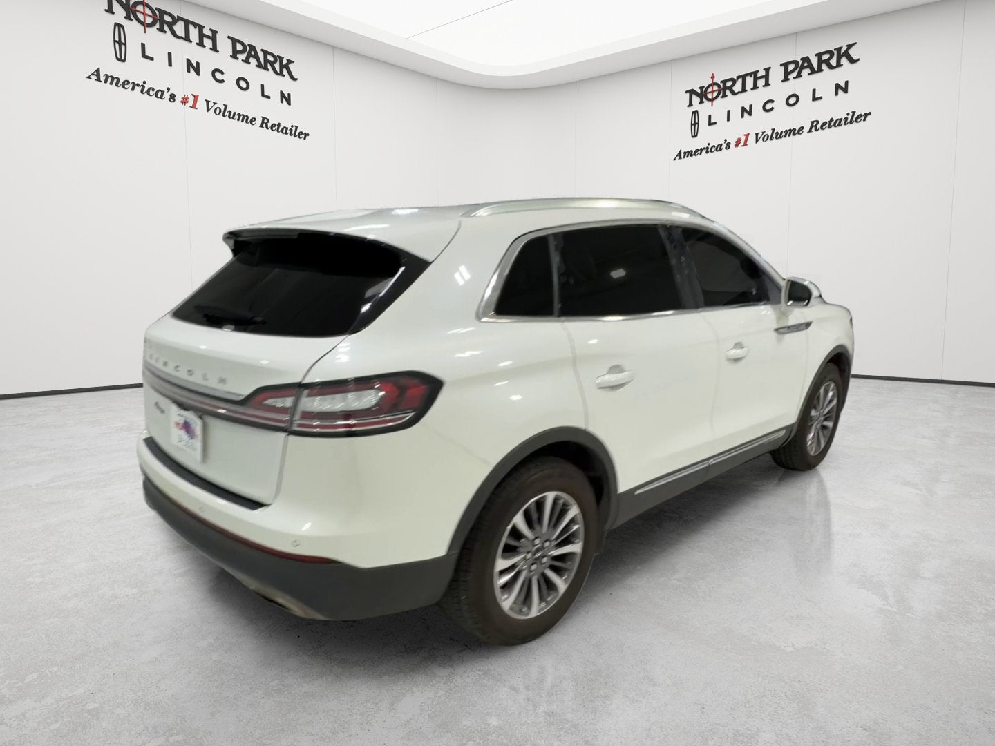 2022 Lincoln Nautilus Standard