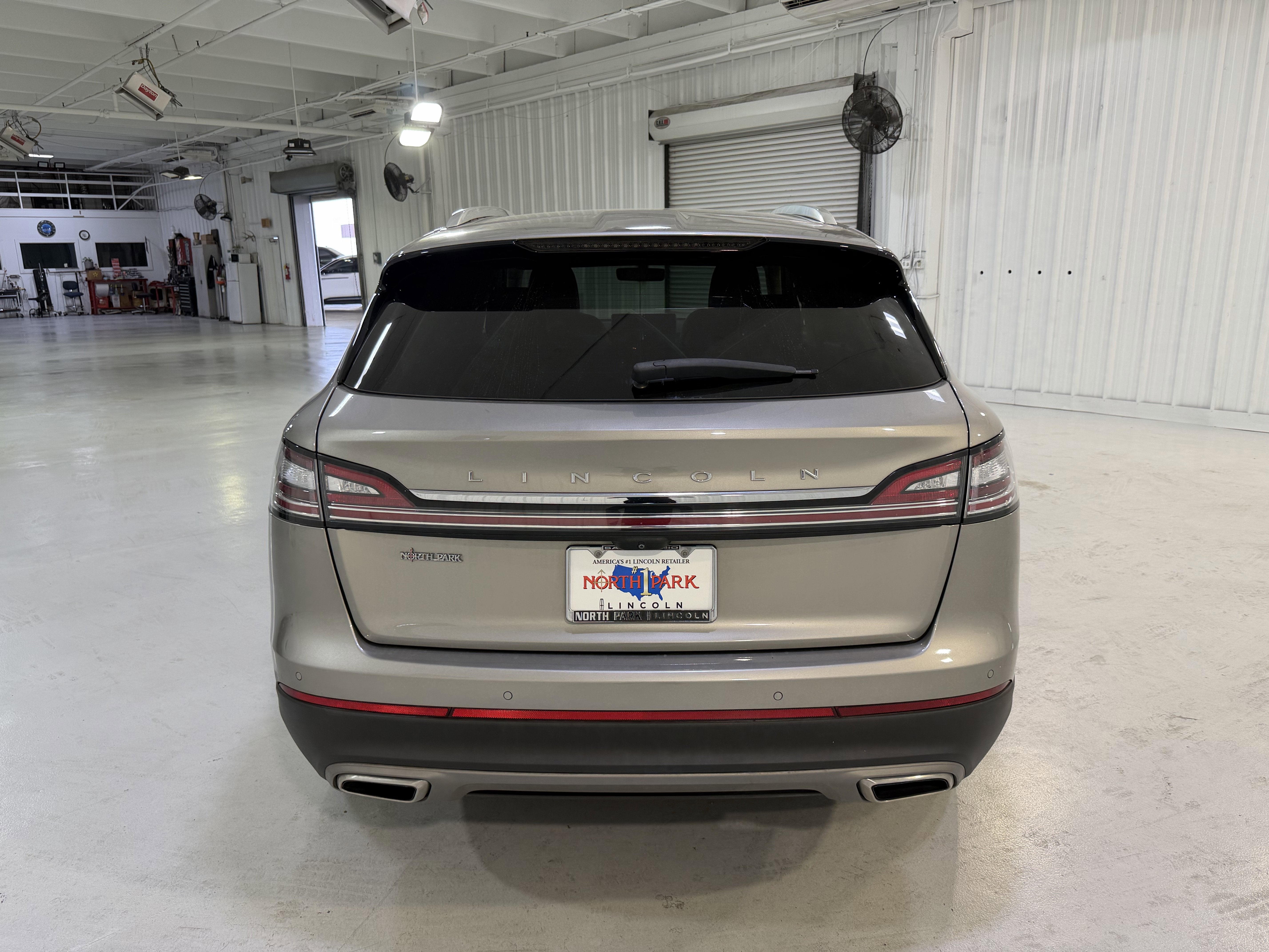 2023 Lincoln Nautilus Standard