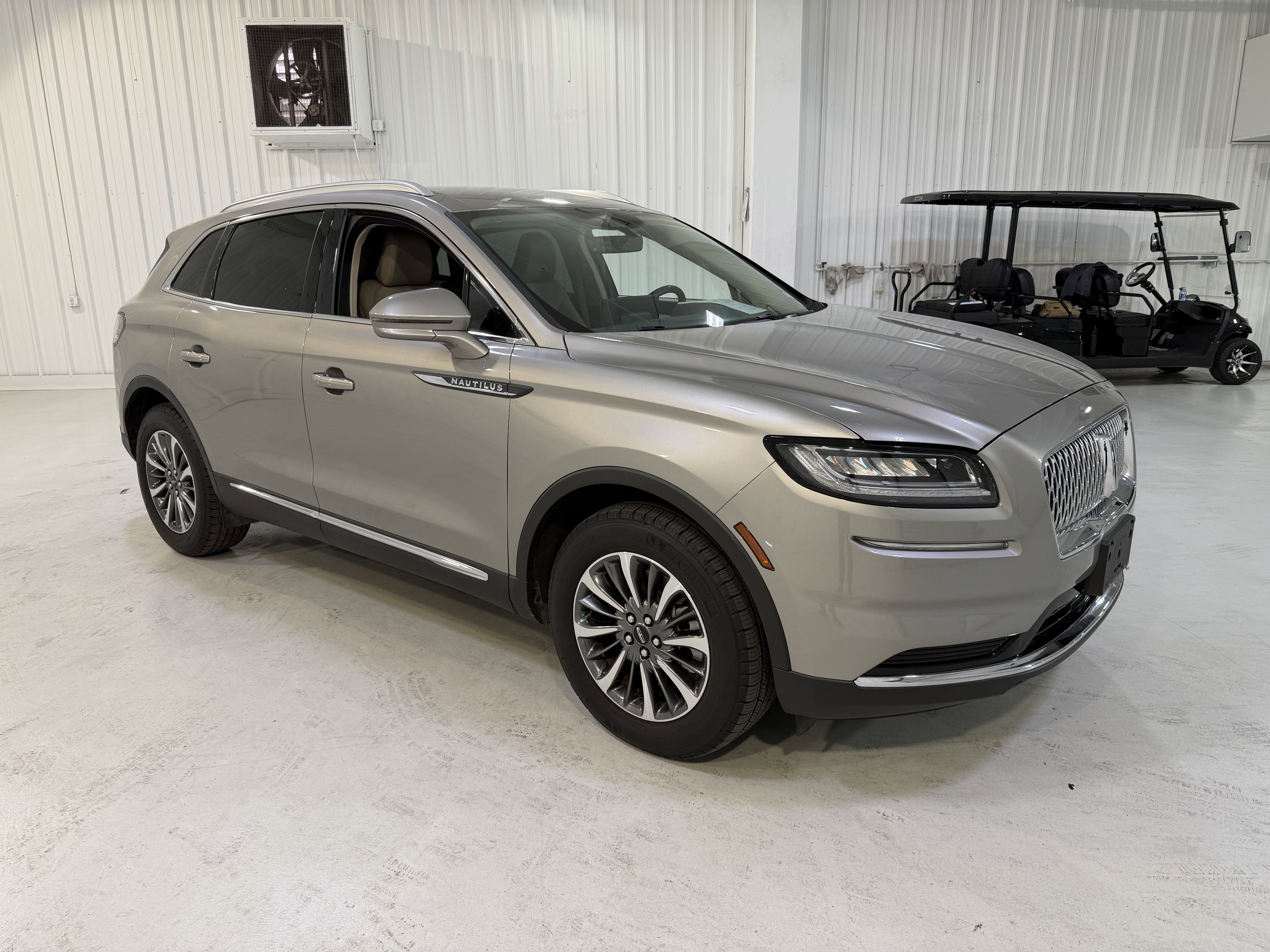 2023 Lincoln Nautilus Standard