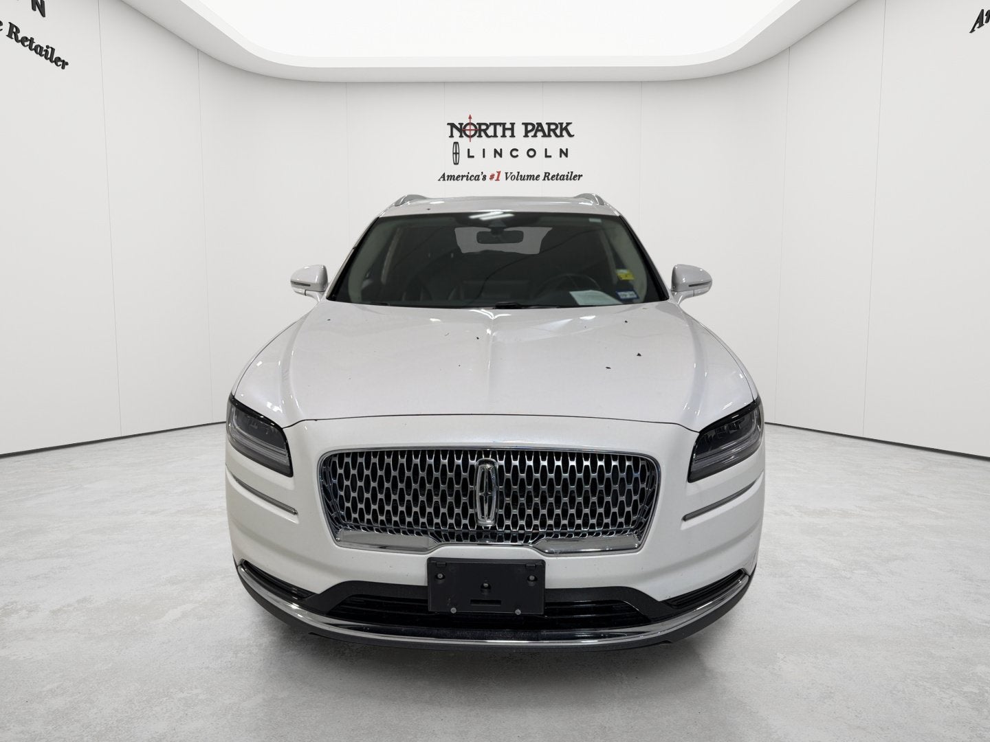 2023 Lincoln Nautilus Standard