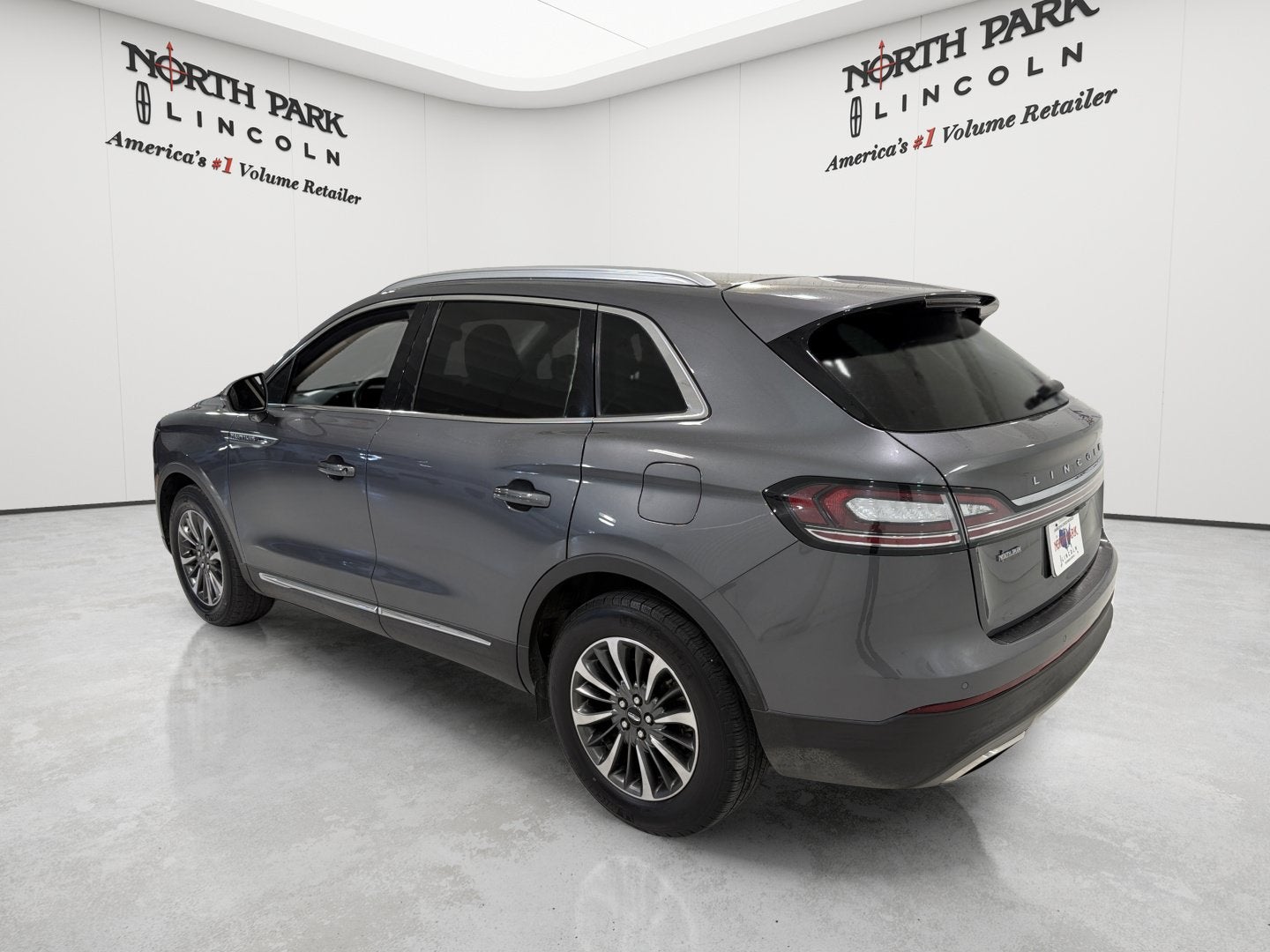 2023 Lincoln Nautilus Standard