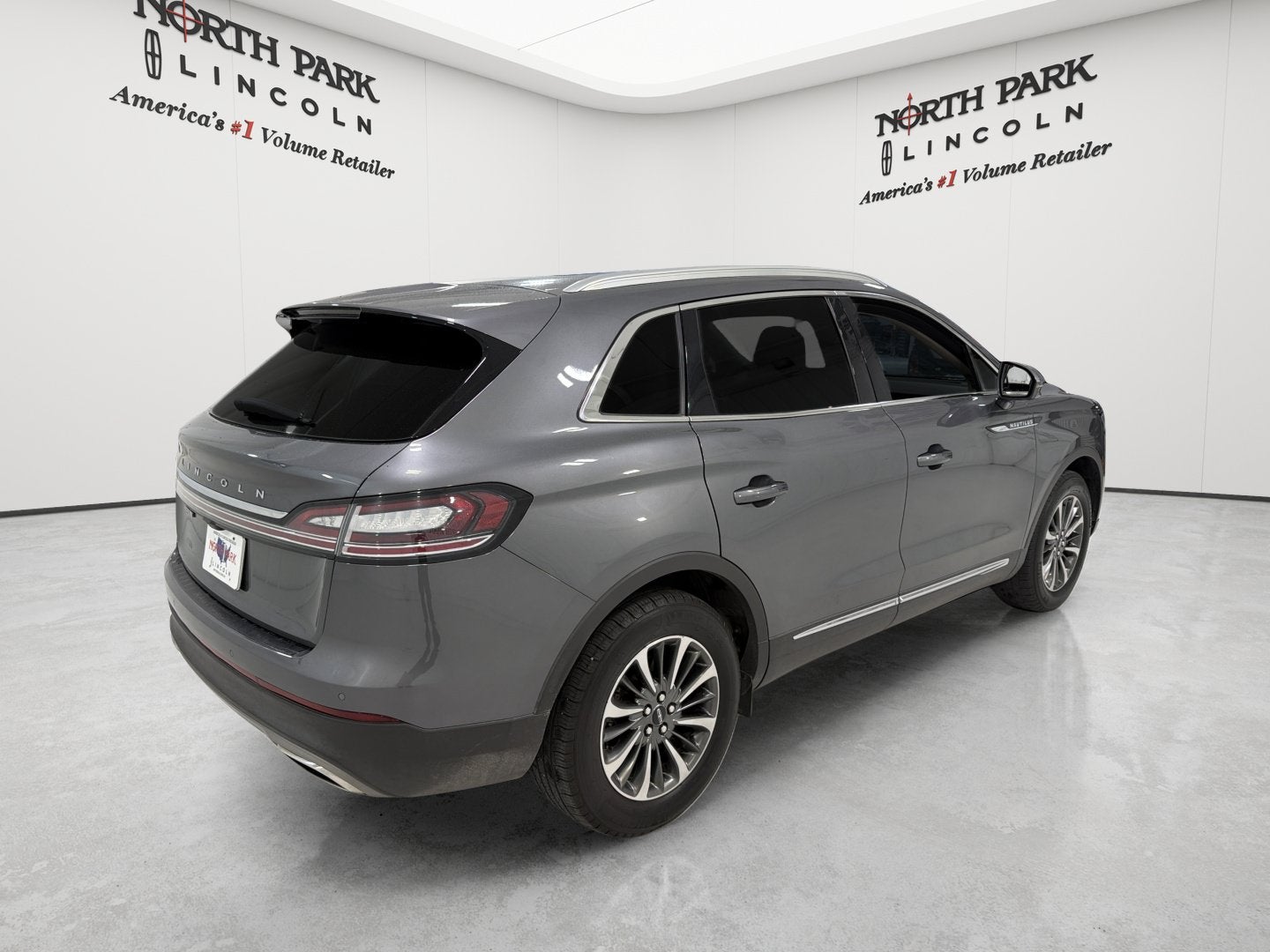 2023 Lincoln Nautilus Standard