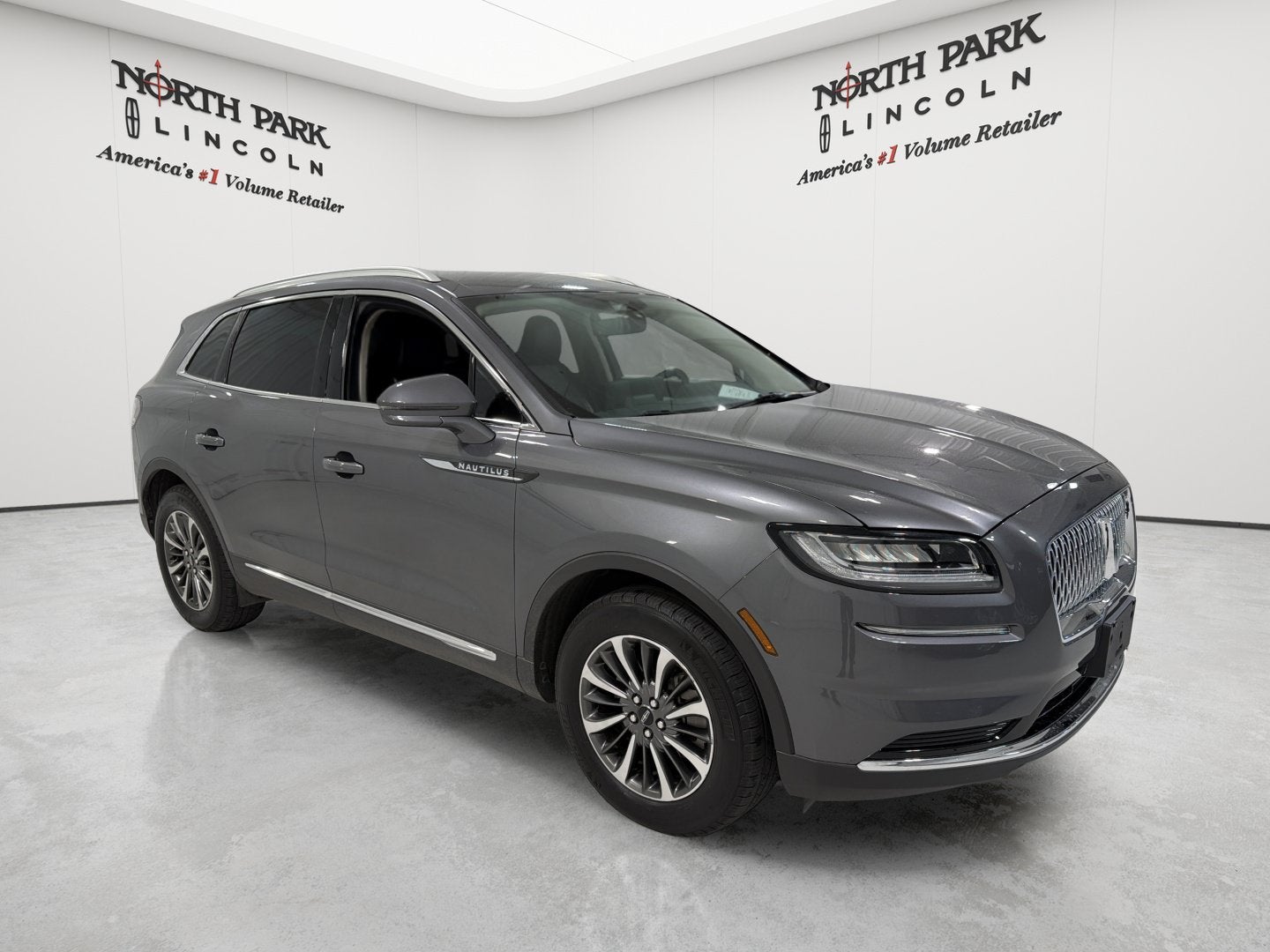 2023 Lincoln Nautilus Standard