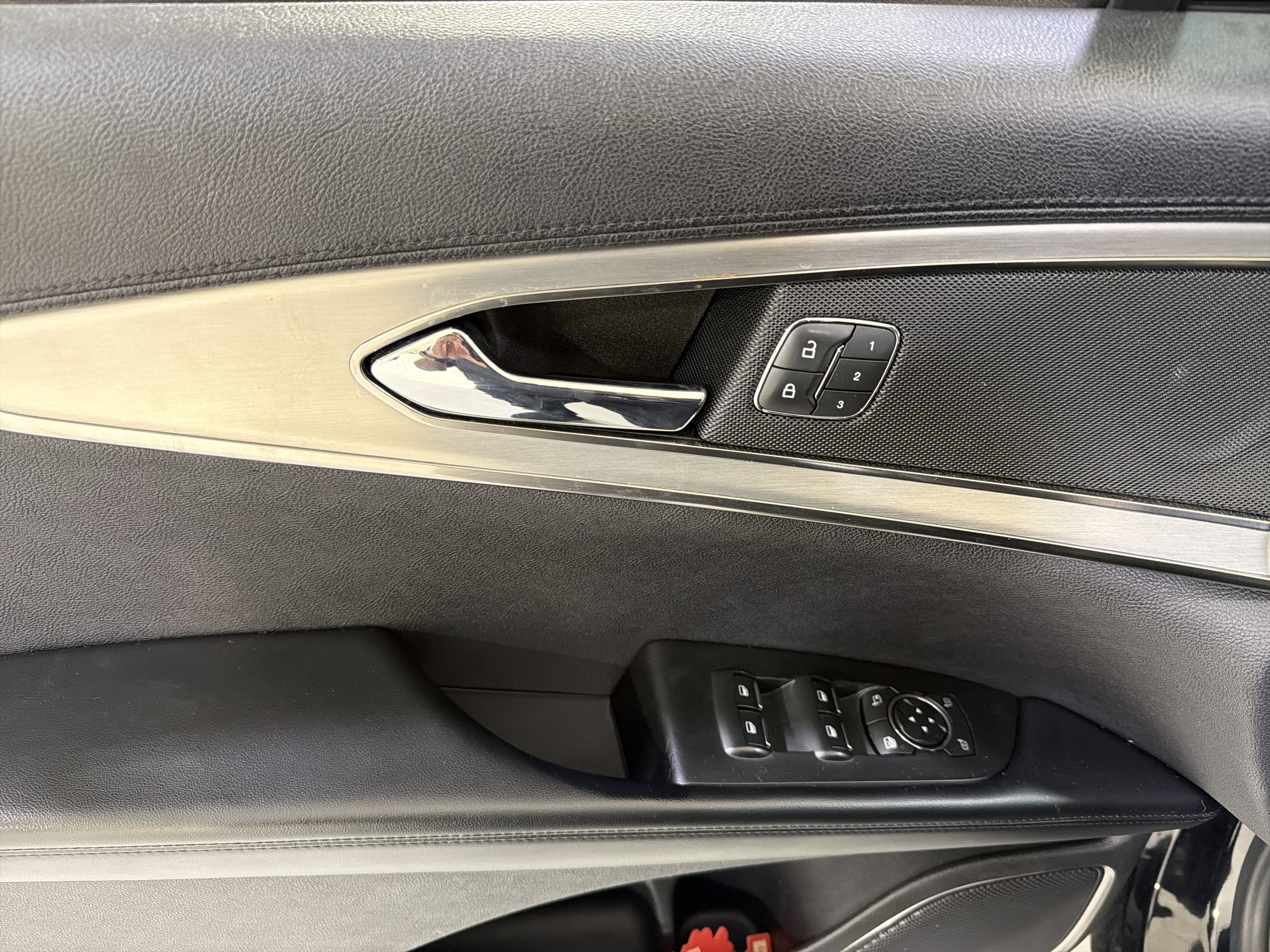 2020 Lincoln Nautilus Standard