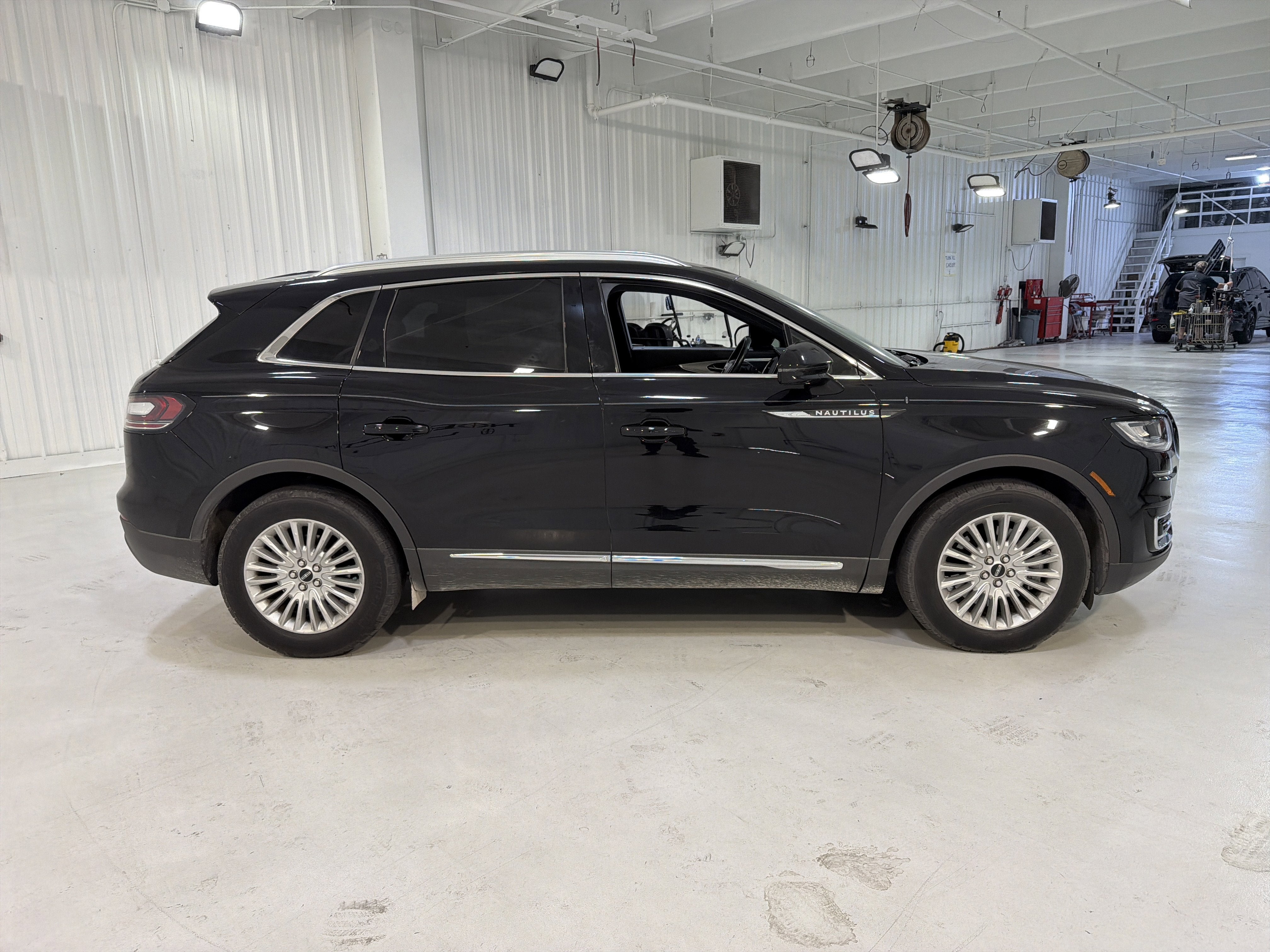 2020 Lincoln Nautilus Standard