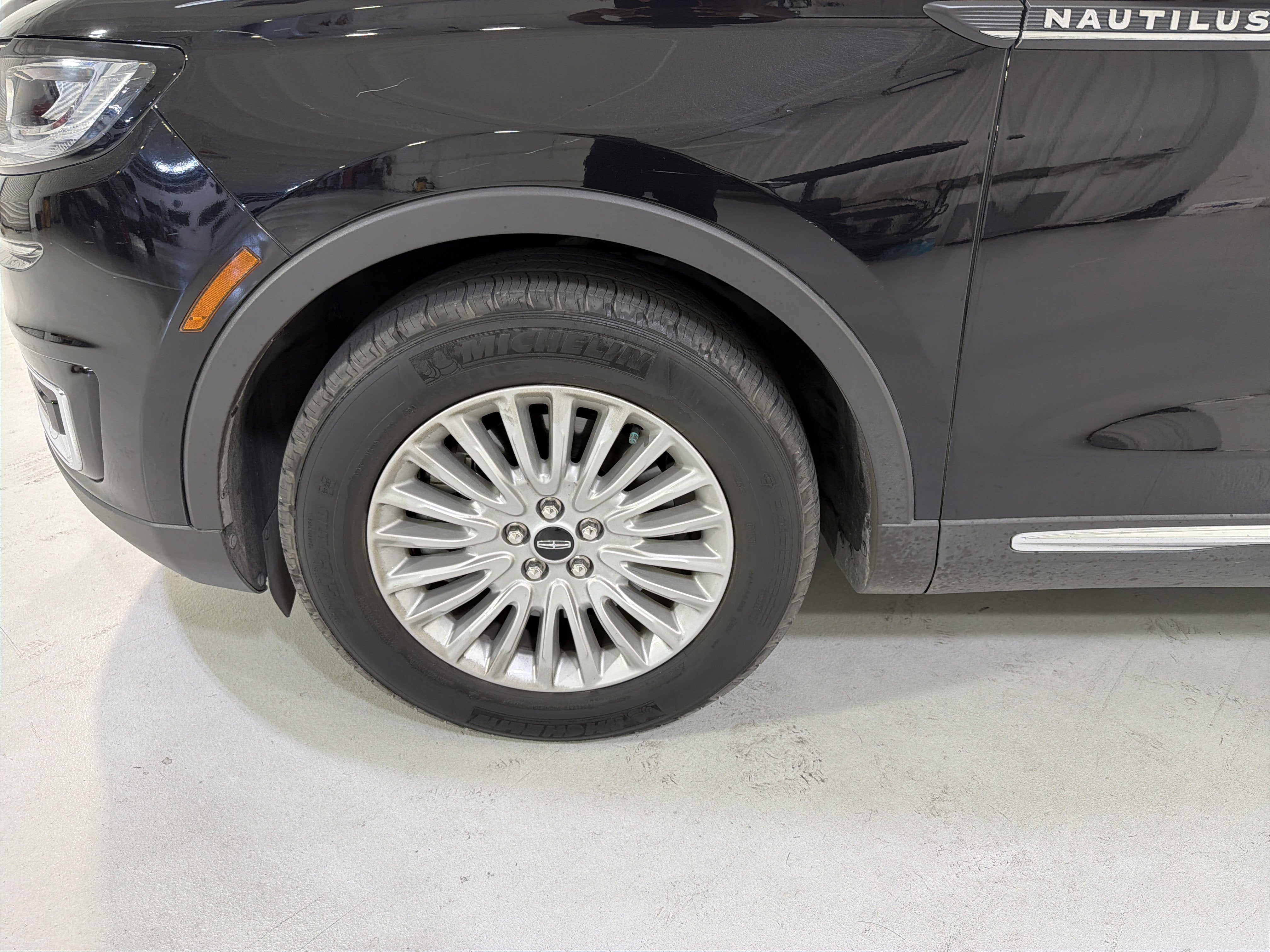 2020 Lincoln Nautilus Standard