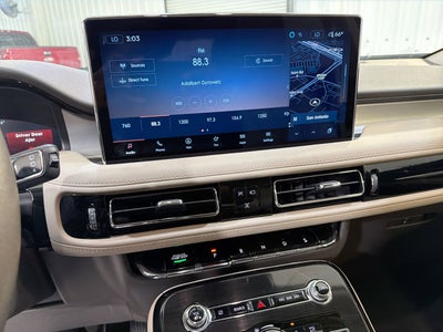 2023 Lincoln Nautilus Standard