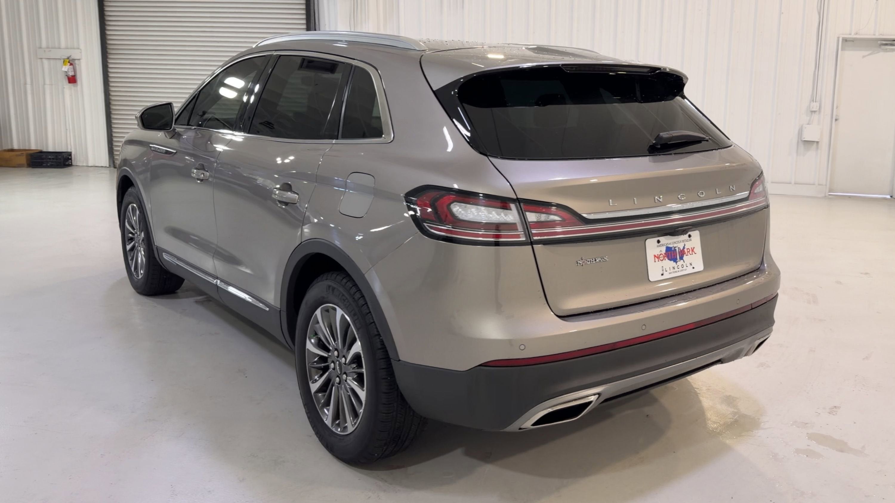 2023 Lincoln Nautilus Standard